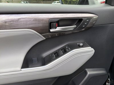 2026 Toyota Highlander Limited