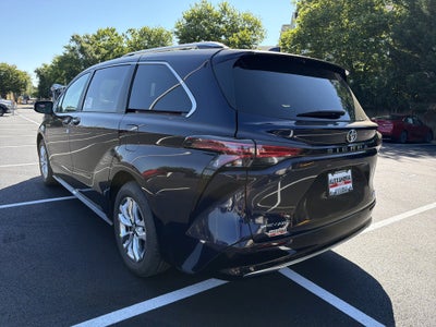2026 Toyota Sienna Limited