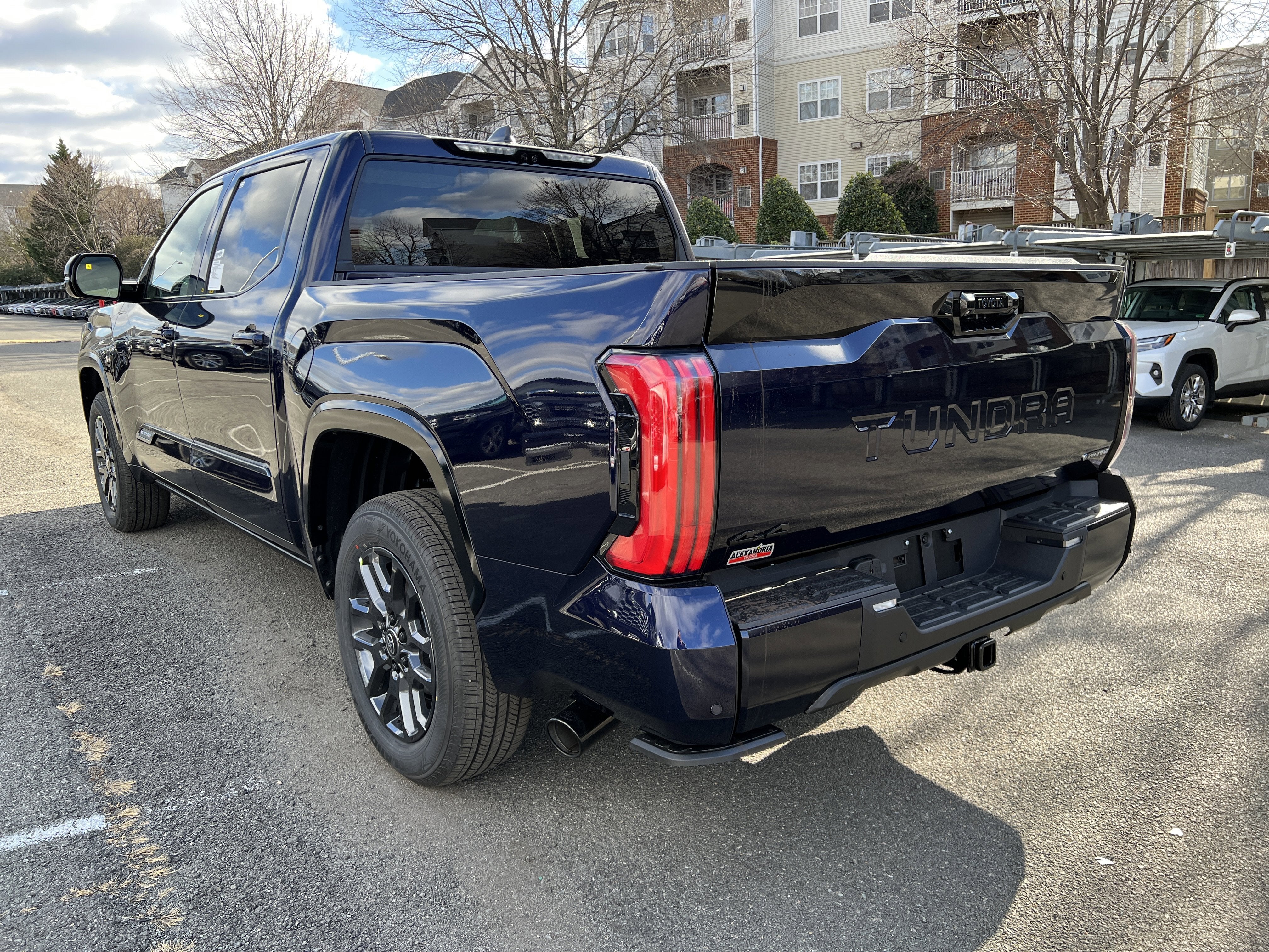 2026 Toyota Tundra i-FORCE MAX Tundra Platinum