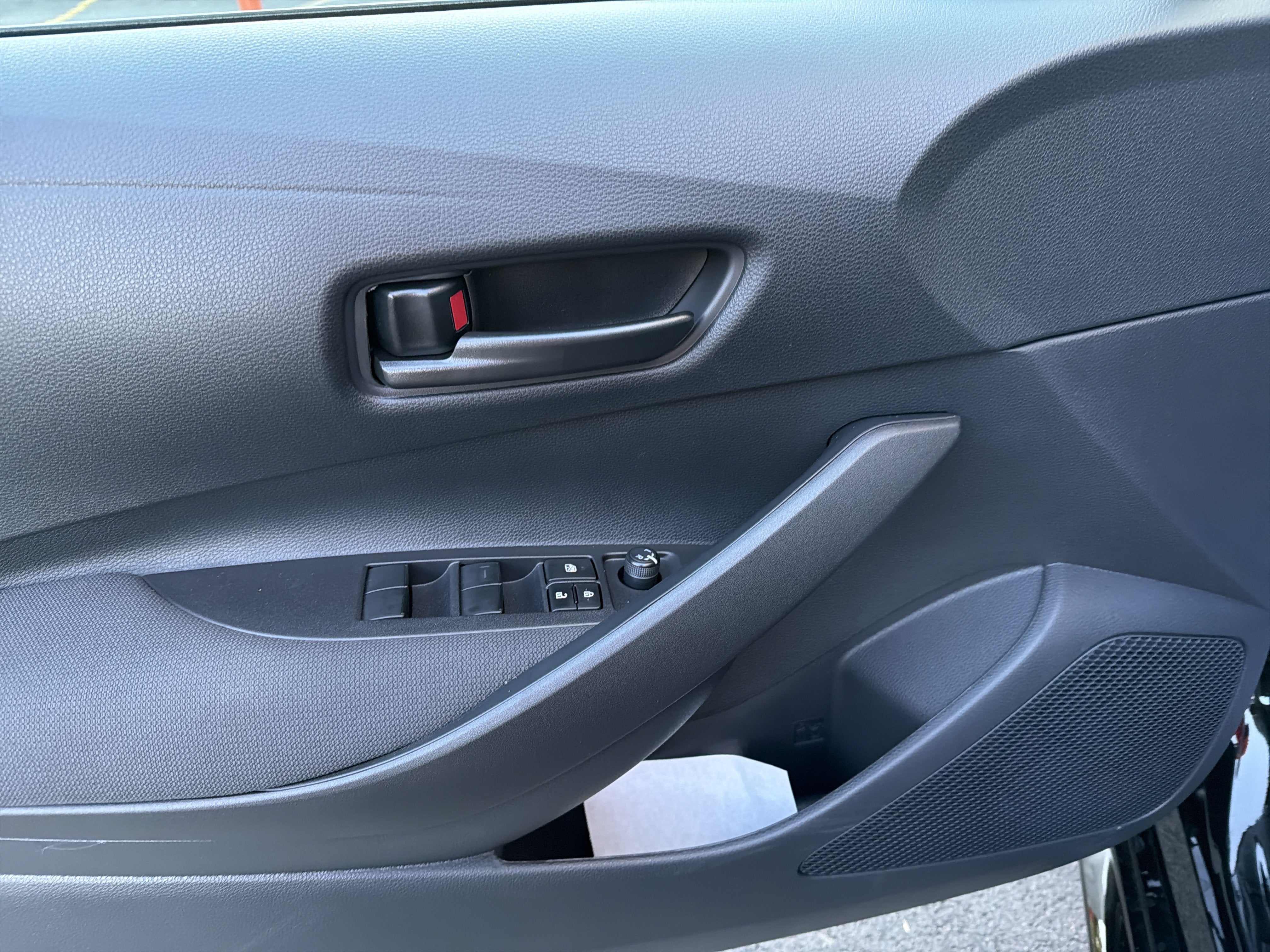 2027 Toyota Corolla LE