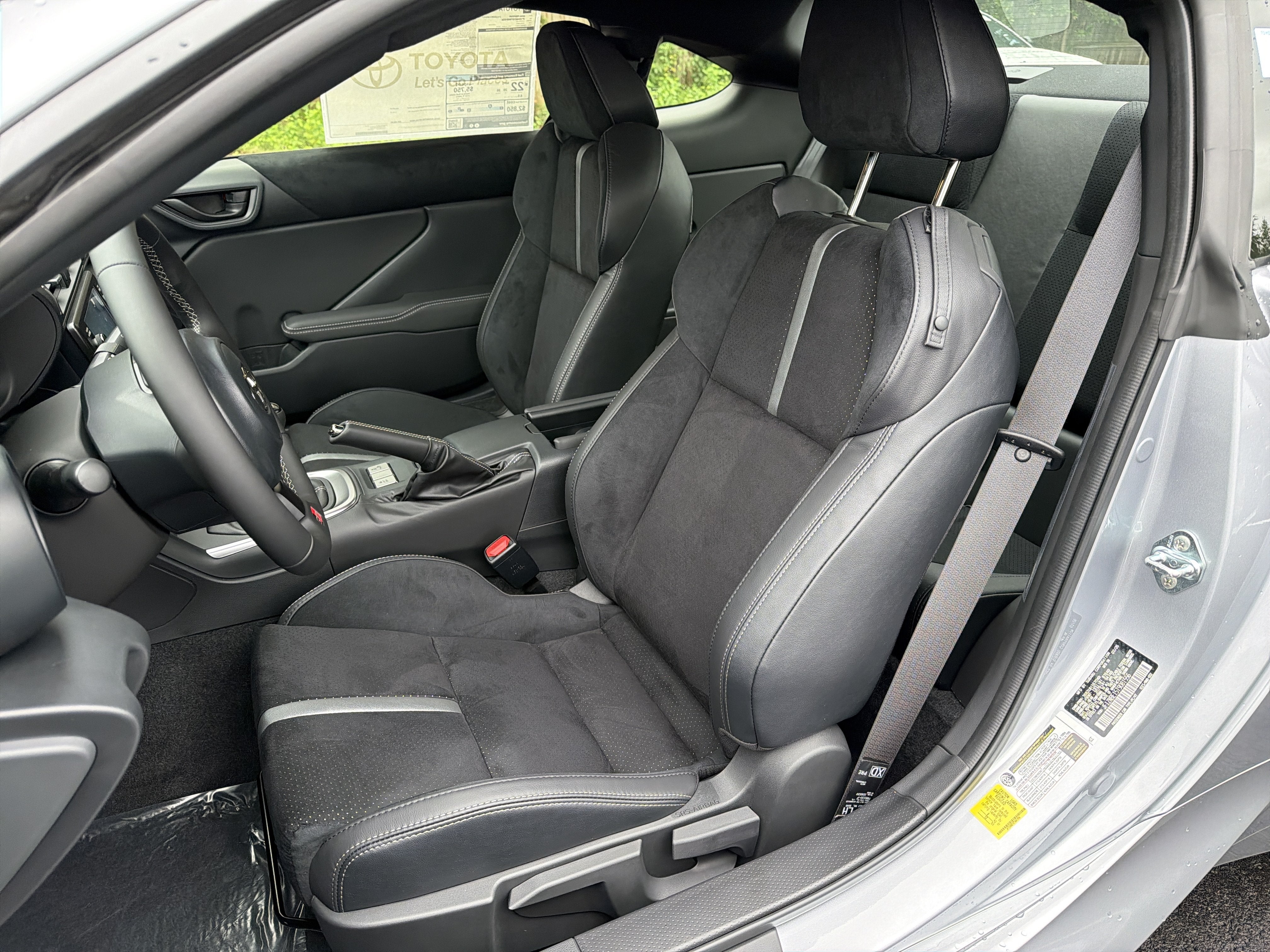 2026 Toyota GR86 Premium MT