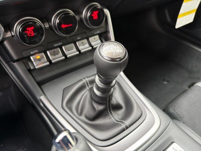 2026 Toyota GR86 Premium MT
