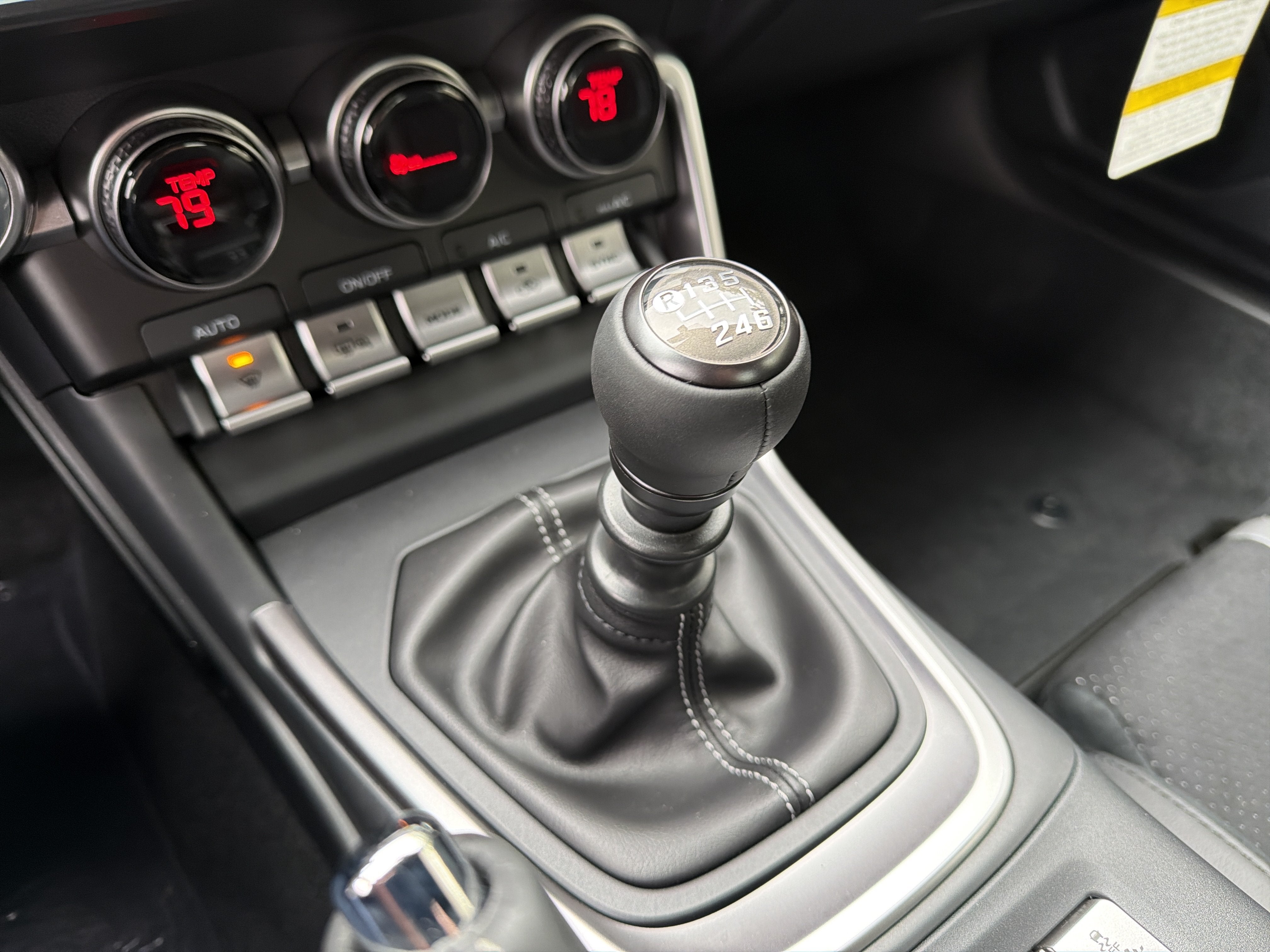 2026 Toyota GR86 Premium MT