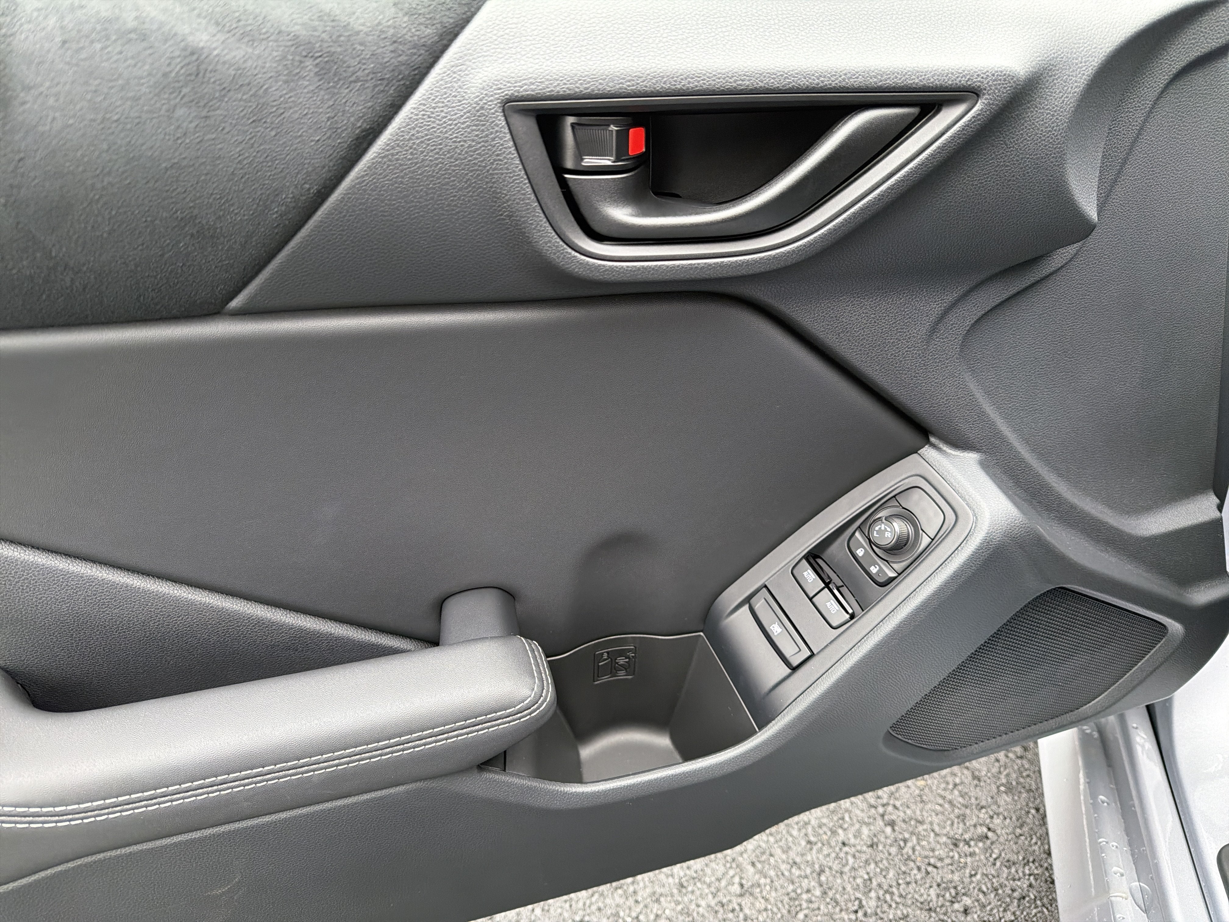 2026 Toyota GR86 Premium MT