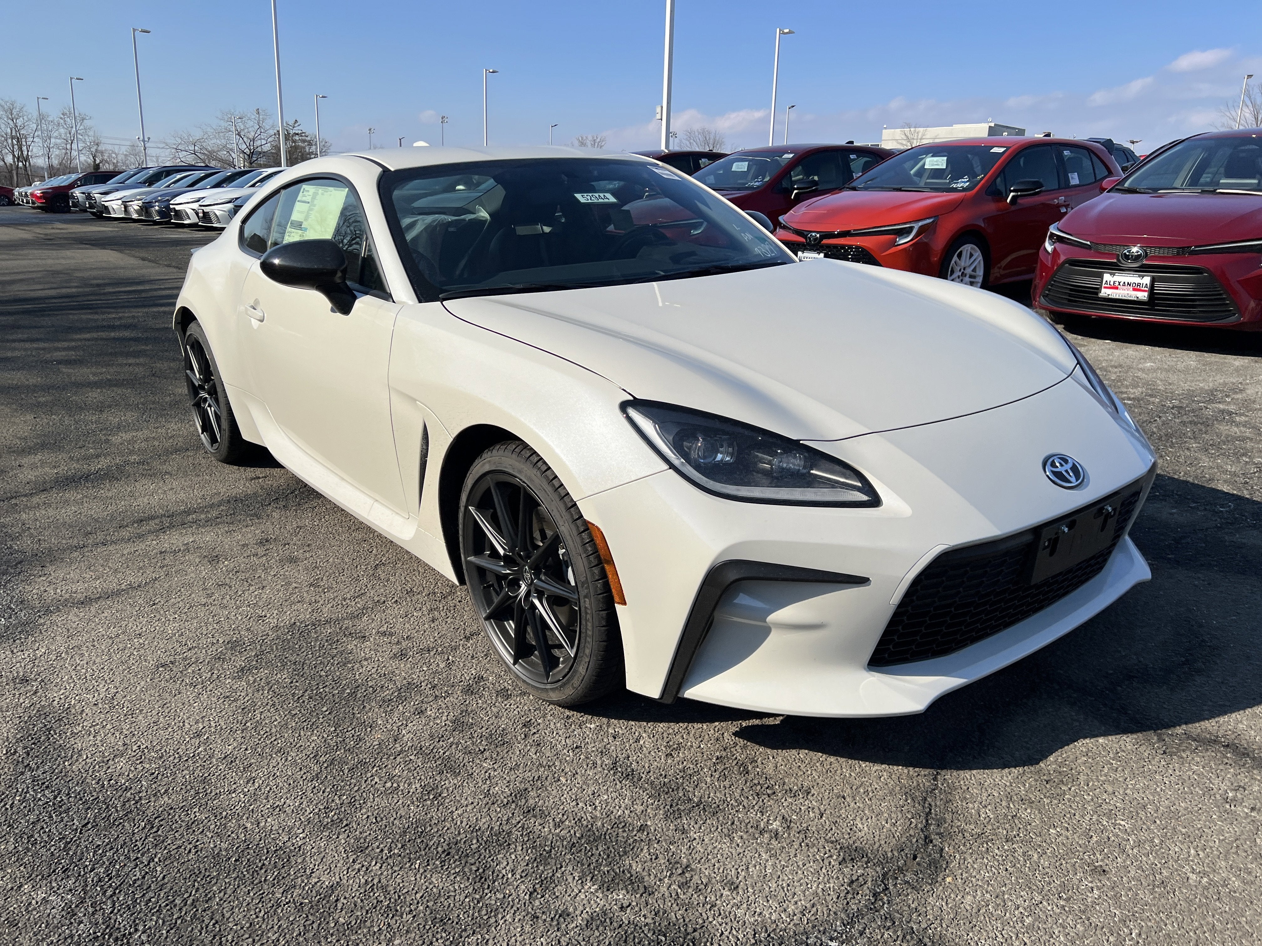 2026 Toyota GR86 Premium MT