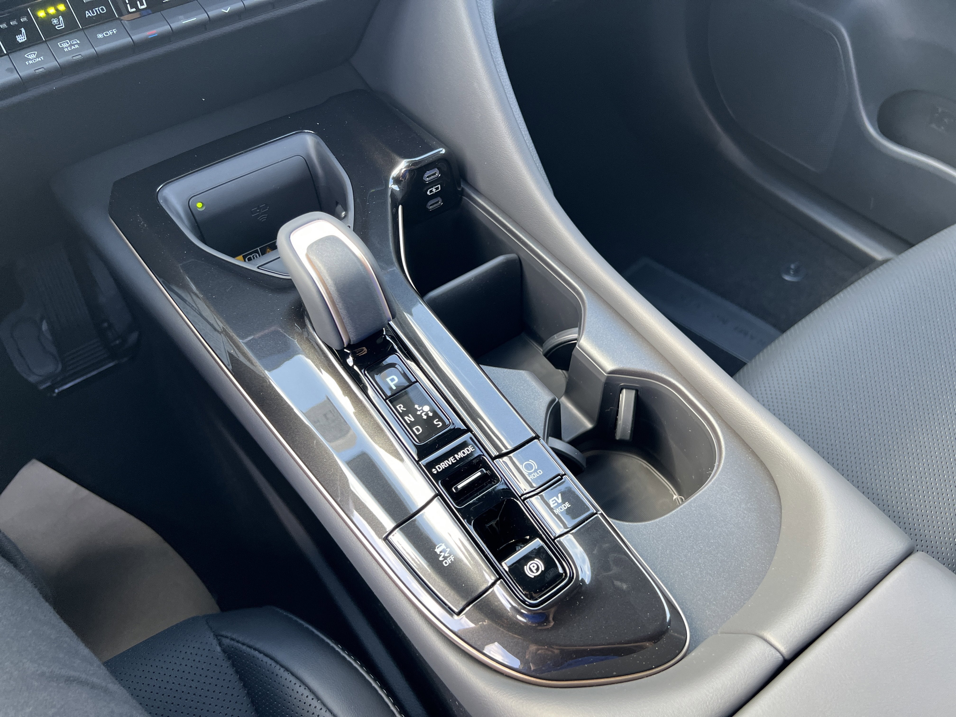 2026 Toyota Toyota Crown Signia Limited