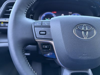 2026 Toyota Toyota Crown Signia XLE