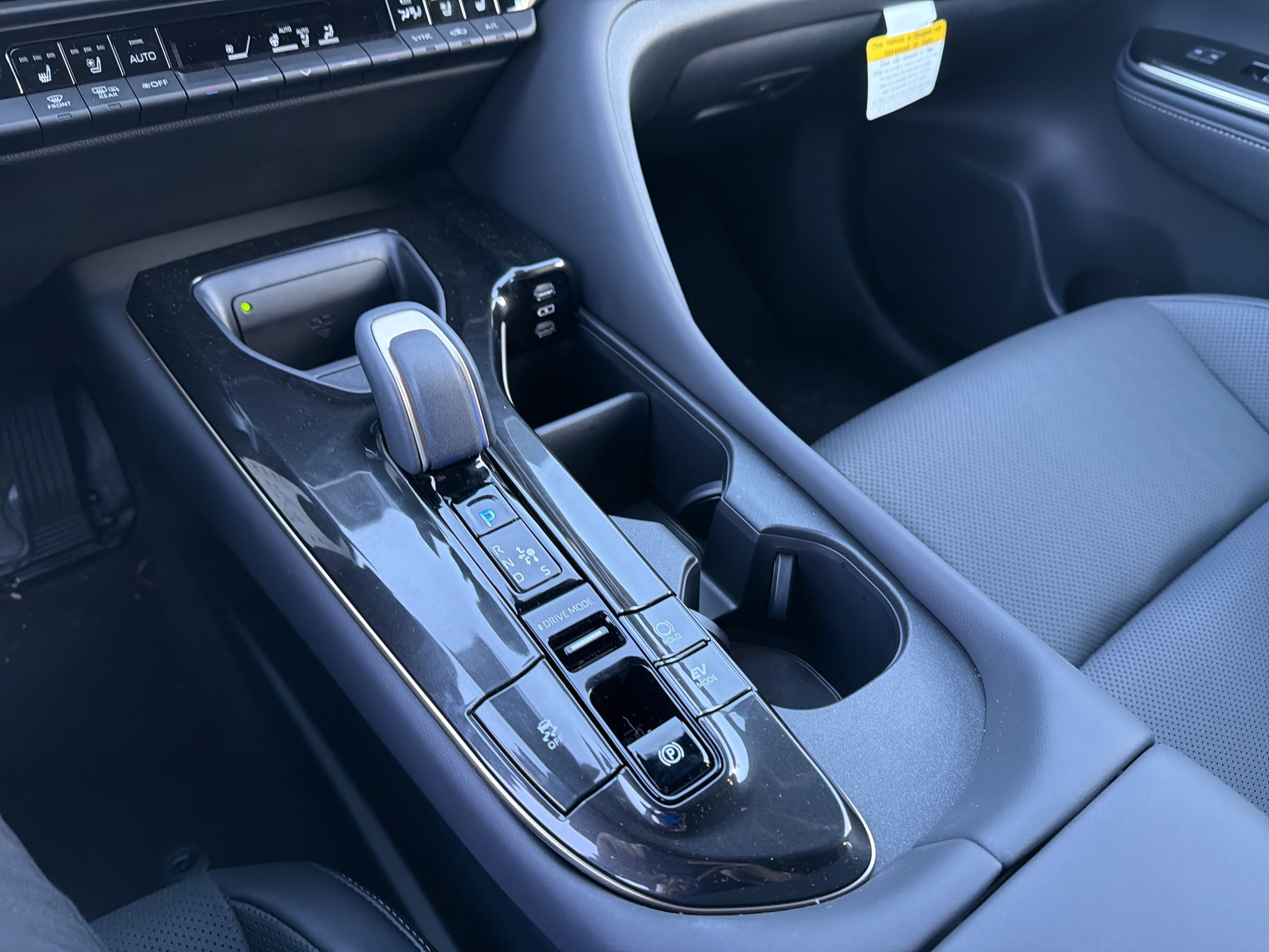 2026 Toyota Toyota Crown Signia XLE