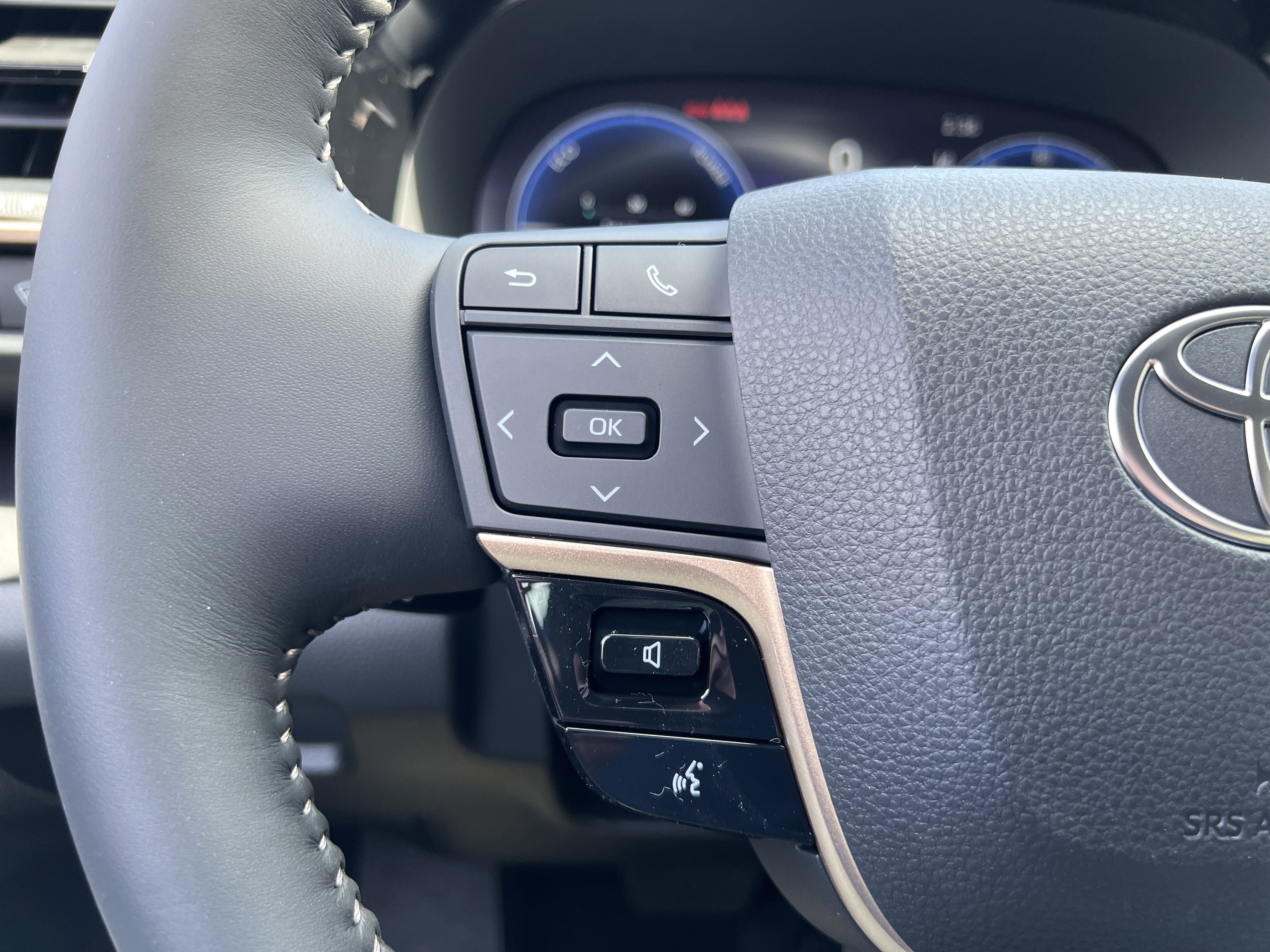 2026 Toyota Toyota Crown Signia Limited