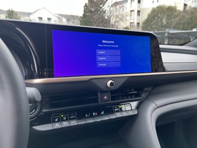 2026 Toyota Toyota Crown Signia Limited