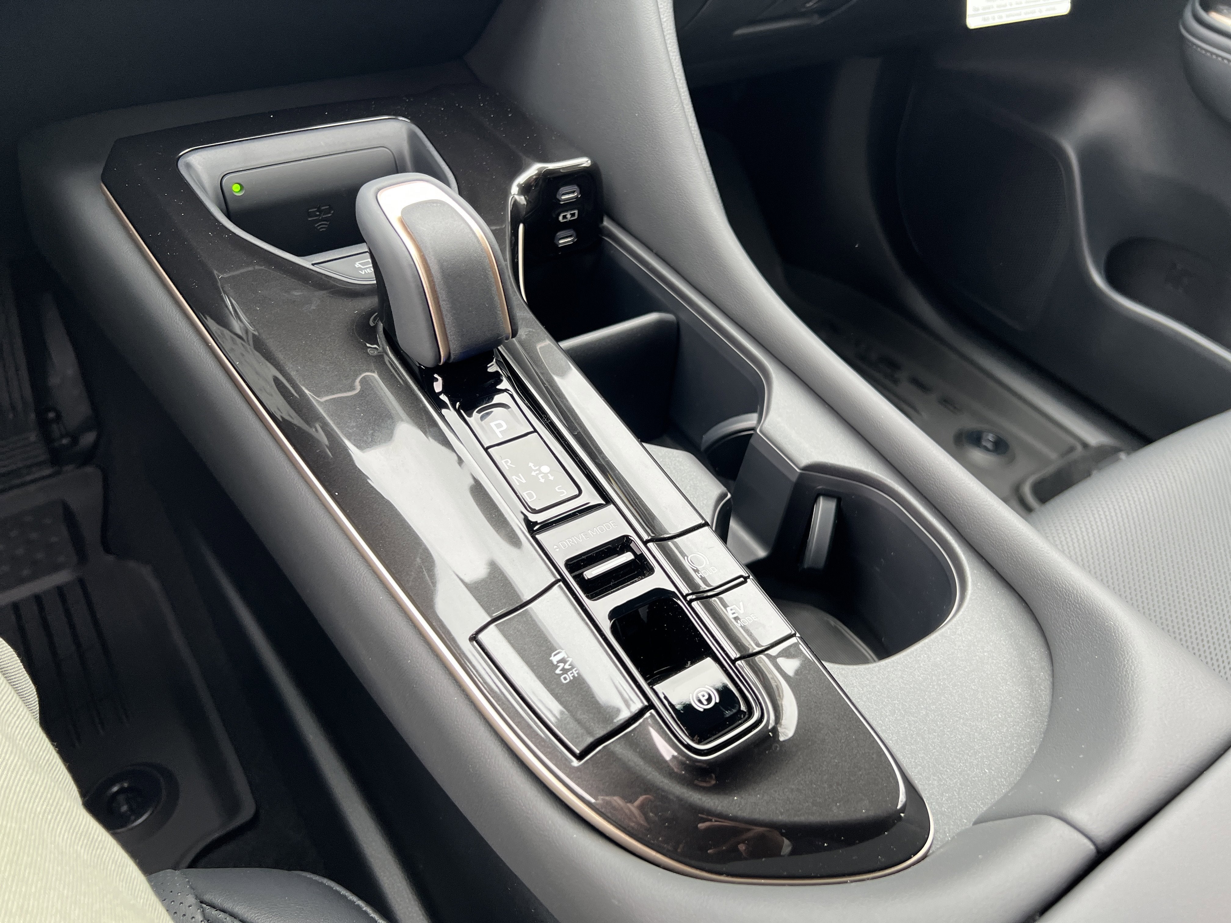 2026 Toyota Toyota Crown Signia Limited