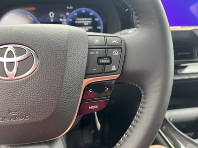 2026 Toyota Toyota Crown Signia XLE