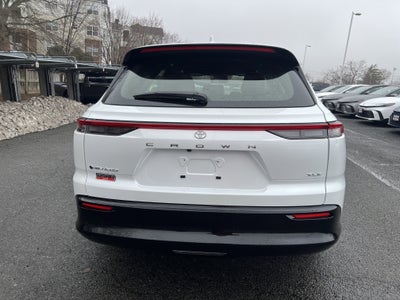 2026 Toyota Toyota Crown Signia XLE