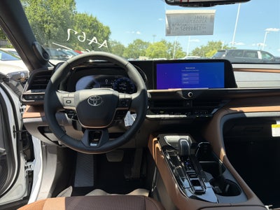 2026 Toyota Toyota Crown Signia Limited