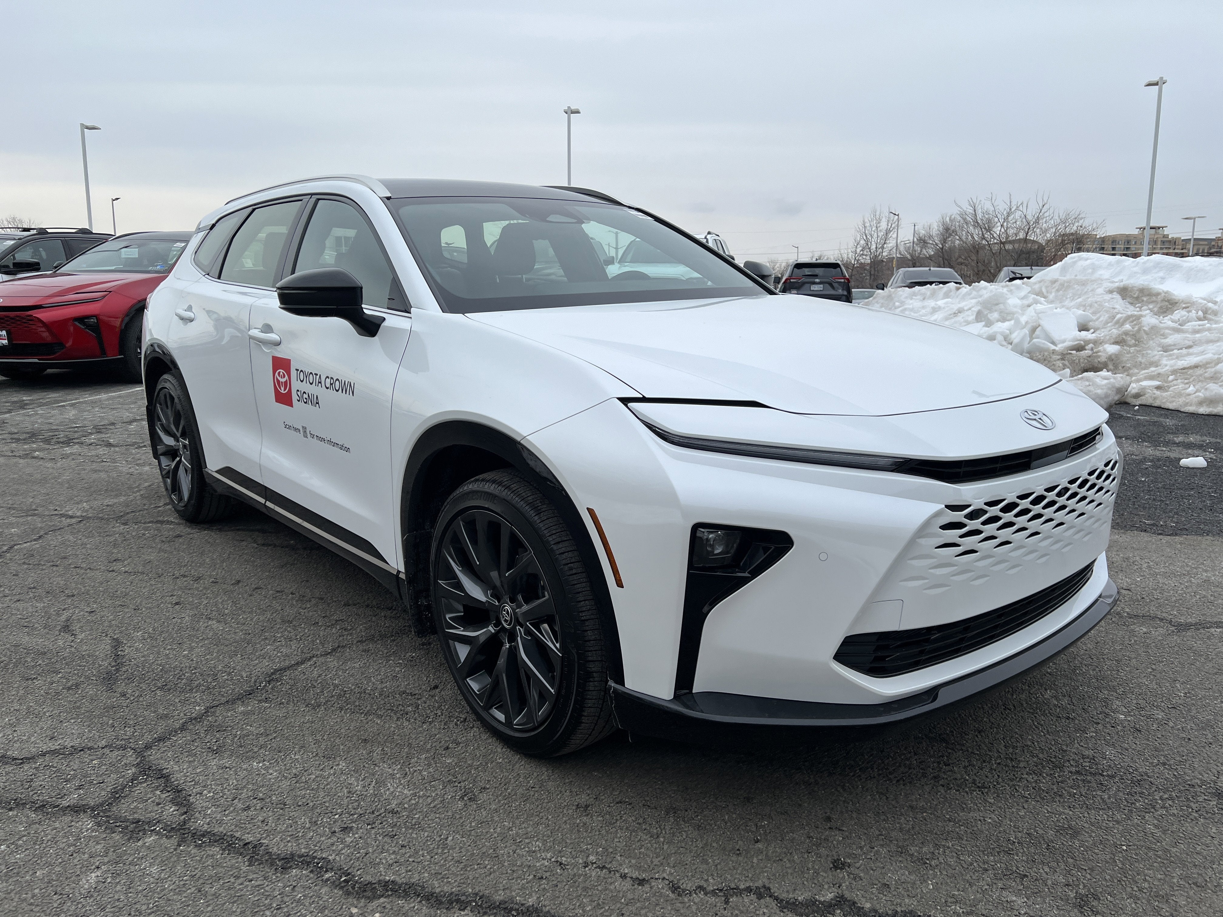 2025 Toyota Toyota Crown Signia Limited