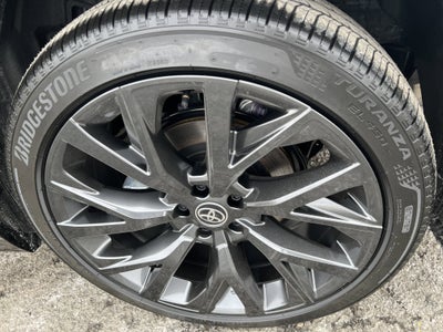 2025 Toyota Toyota Crown Signia Limited