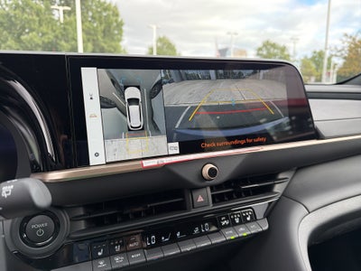 2026 Toyota Toyota Crown Signia Limited