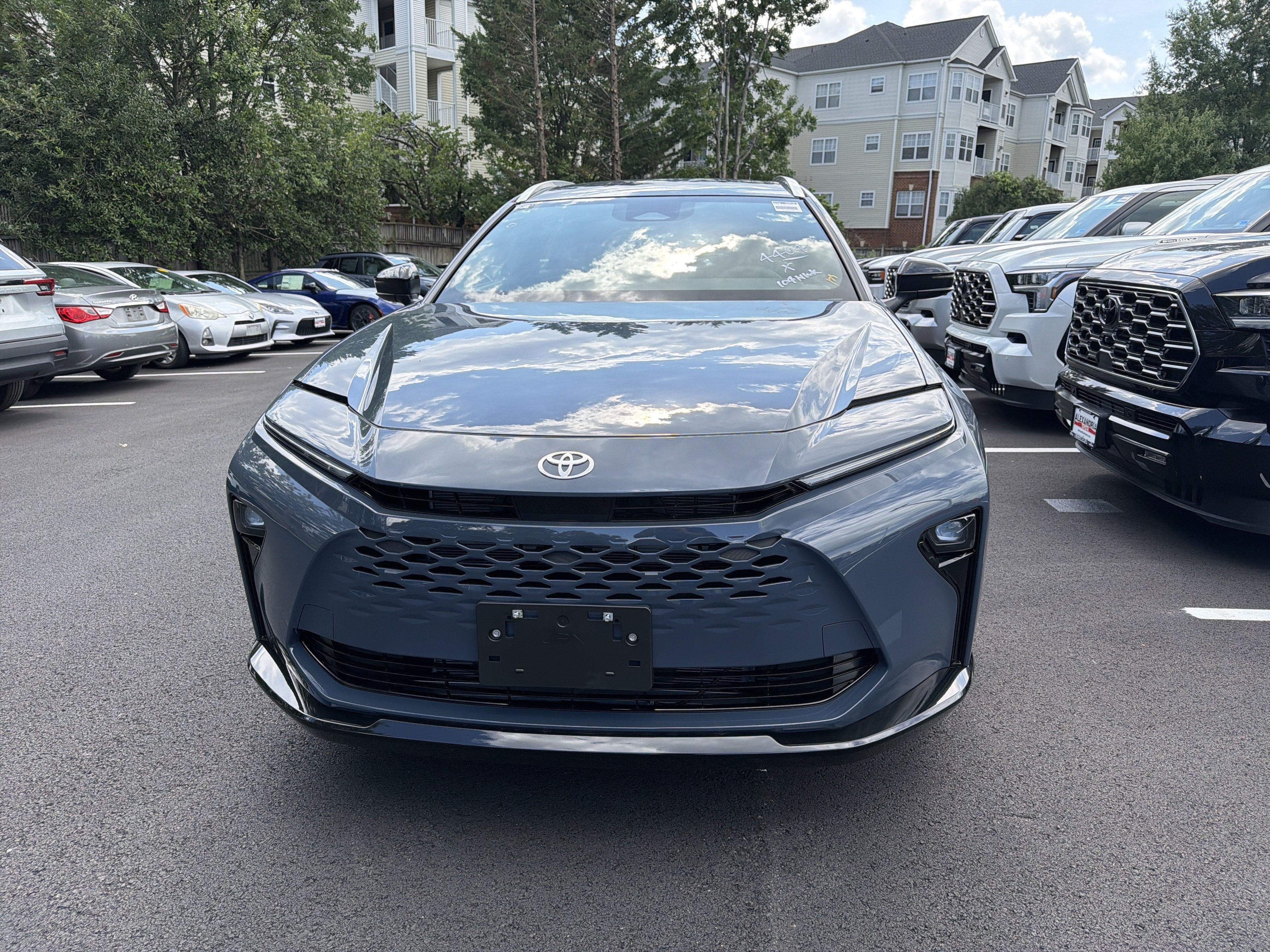 2026 Toyota Toyota Crown Signia XLE
