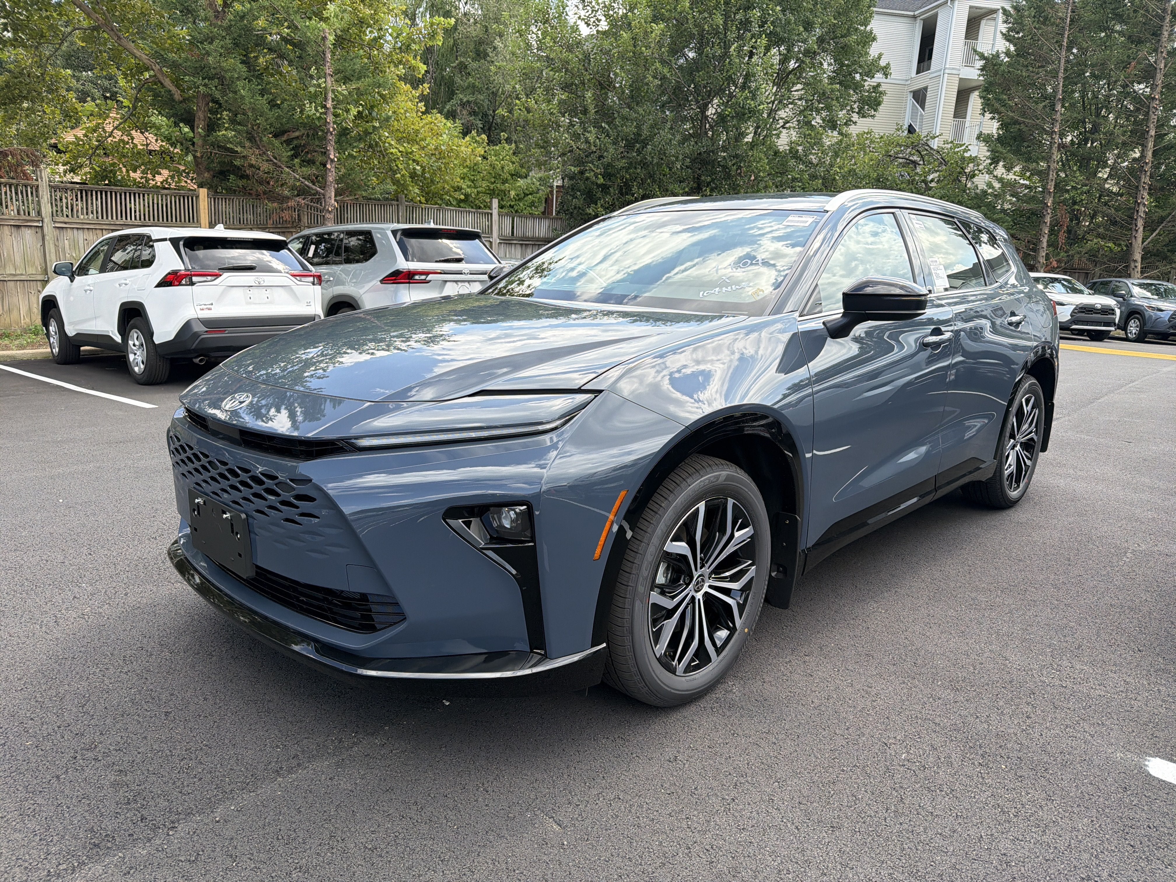 2026 Toyota Toyota Crown Signia XLE