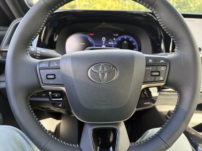 2026 Toyota Toyota Crown Signia Limited