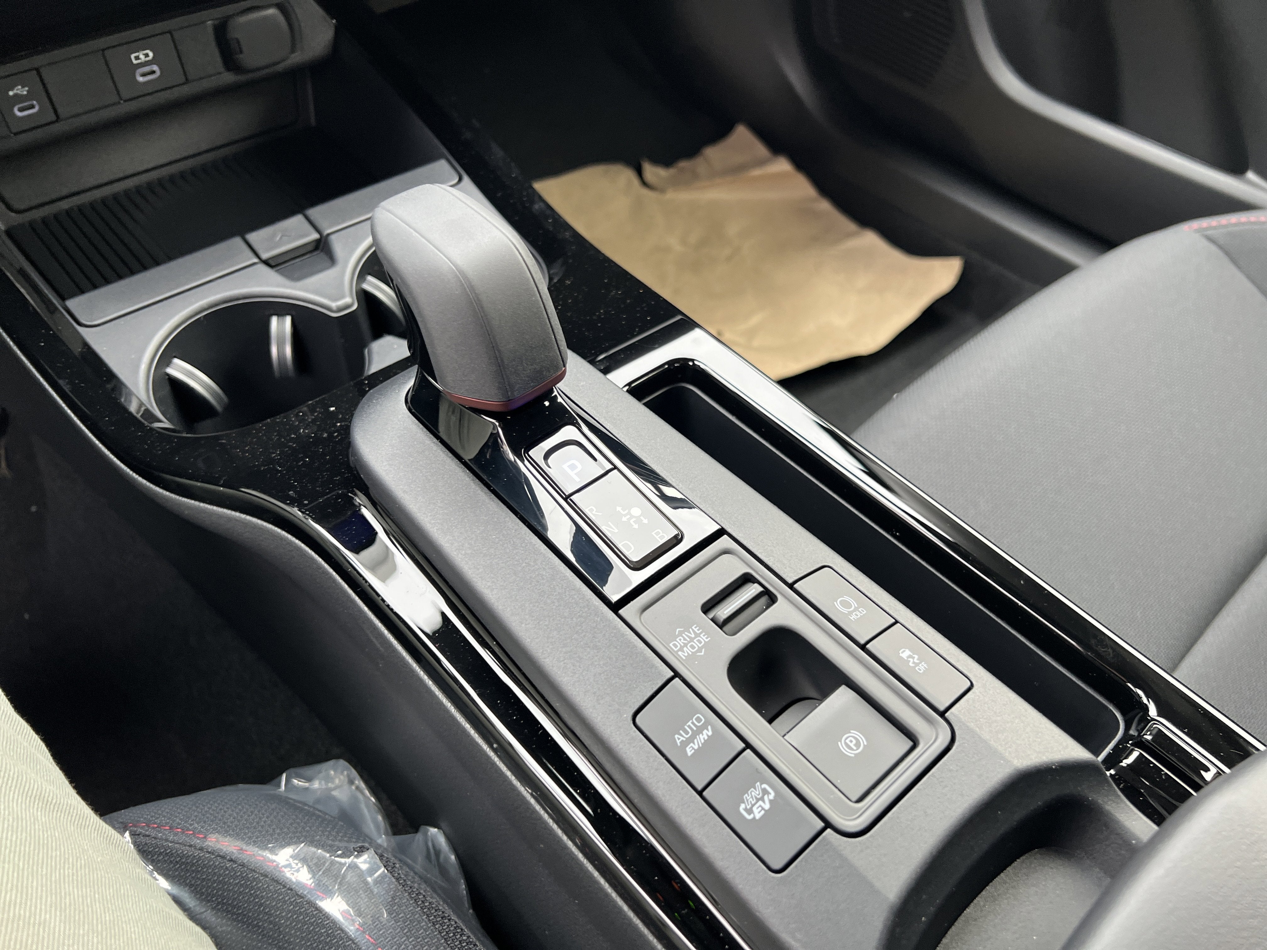 2026 Toyota Prius Plug-in Hybrid SE