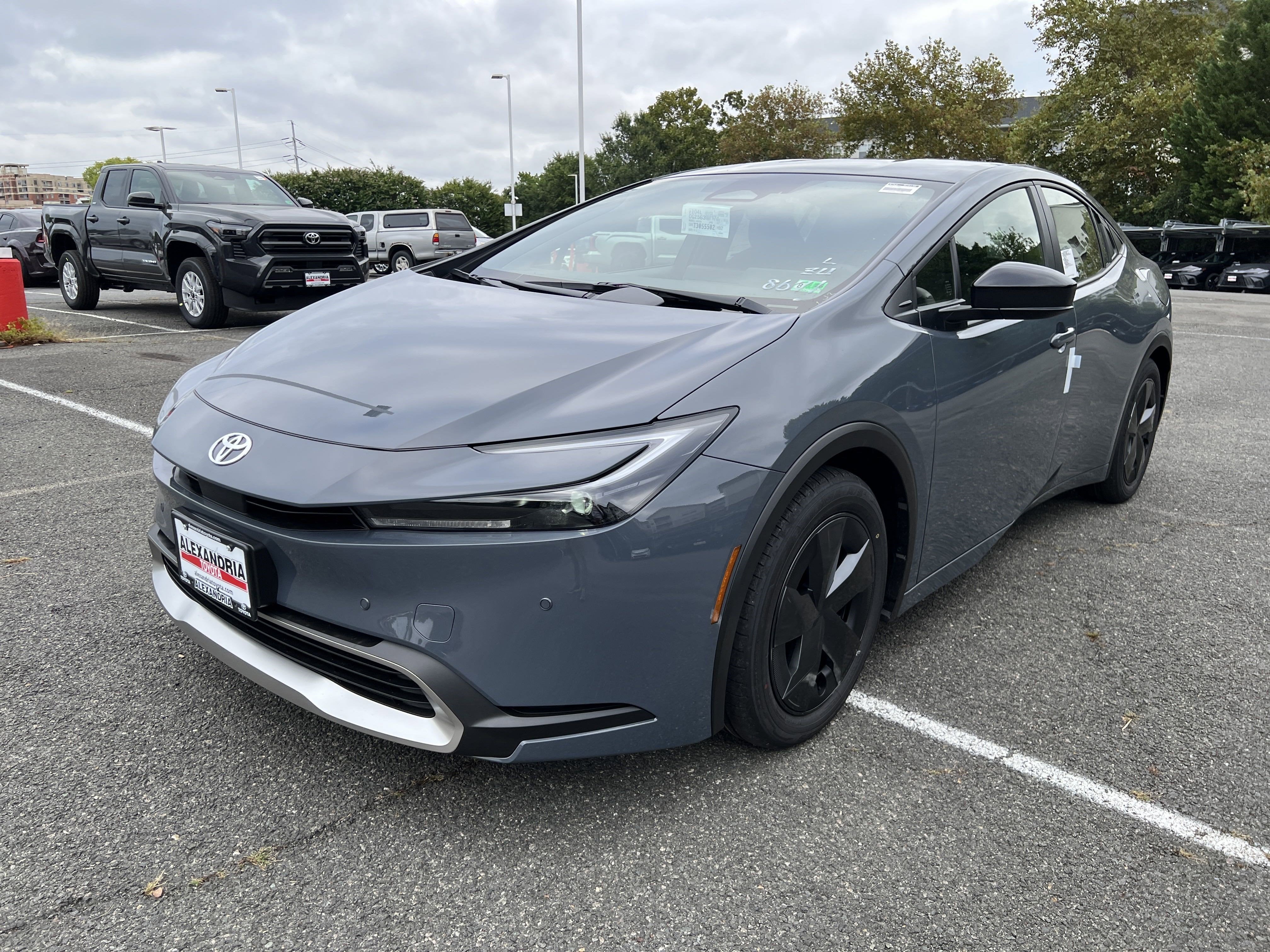 2026 Toyota Prius Plug-in Hybrid SE