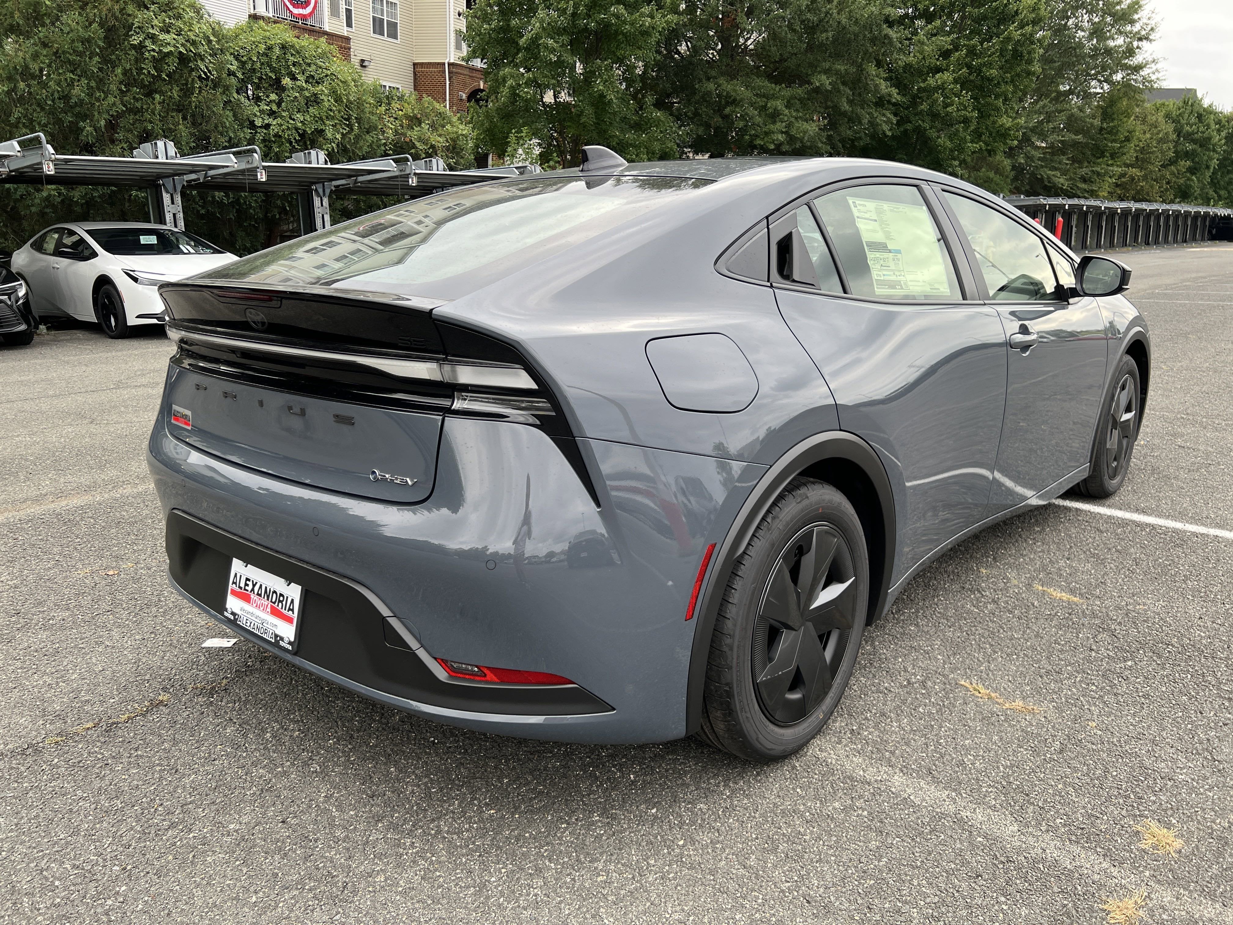 2026 Toyota Prius Plug-in Hybrid SE