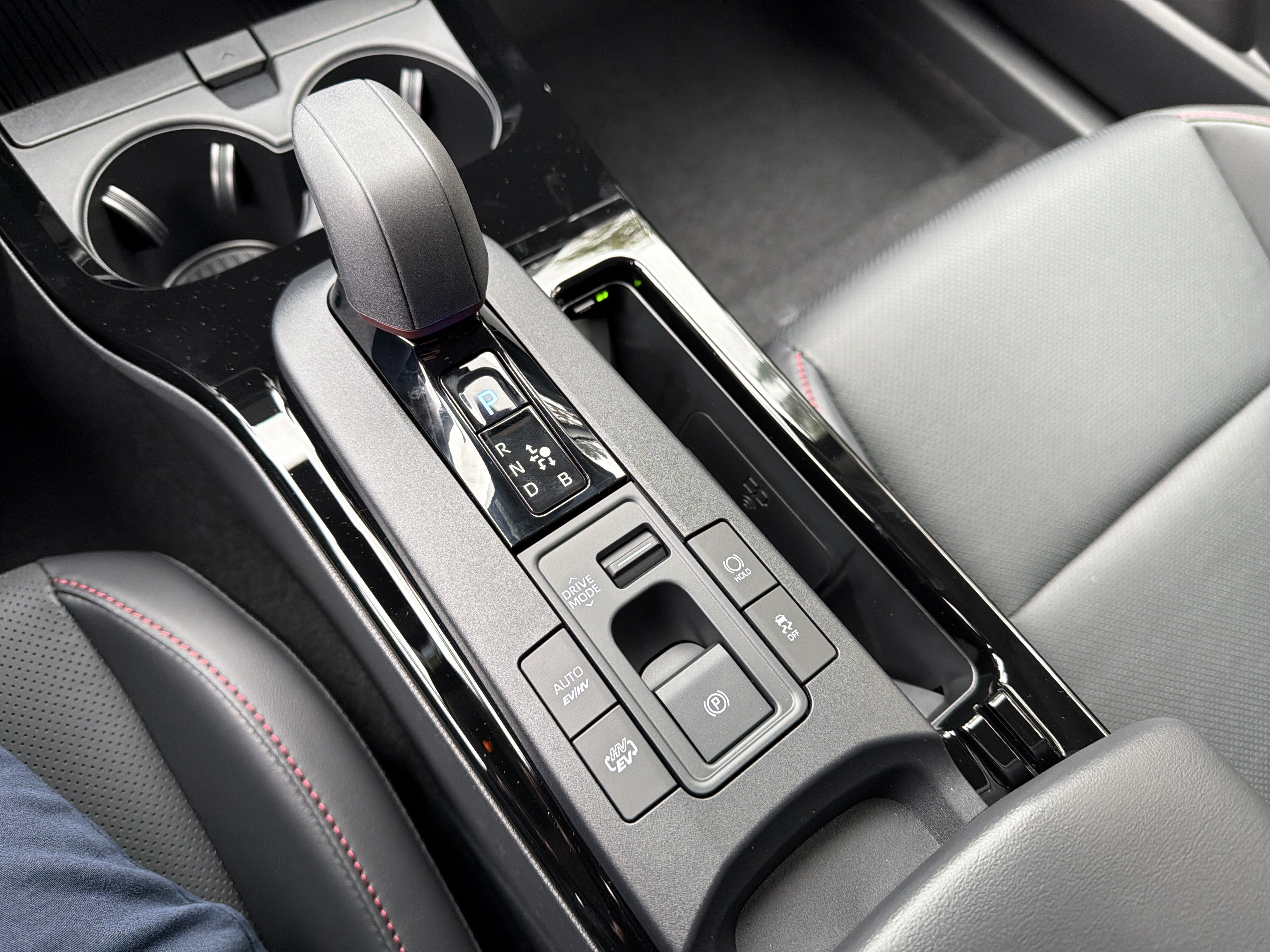 2027 Toyota Prius Plug-in Hybrid XSE Premium