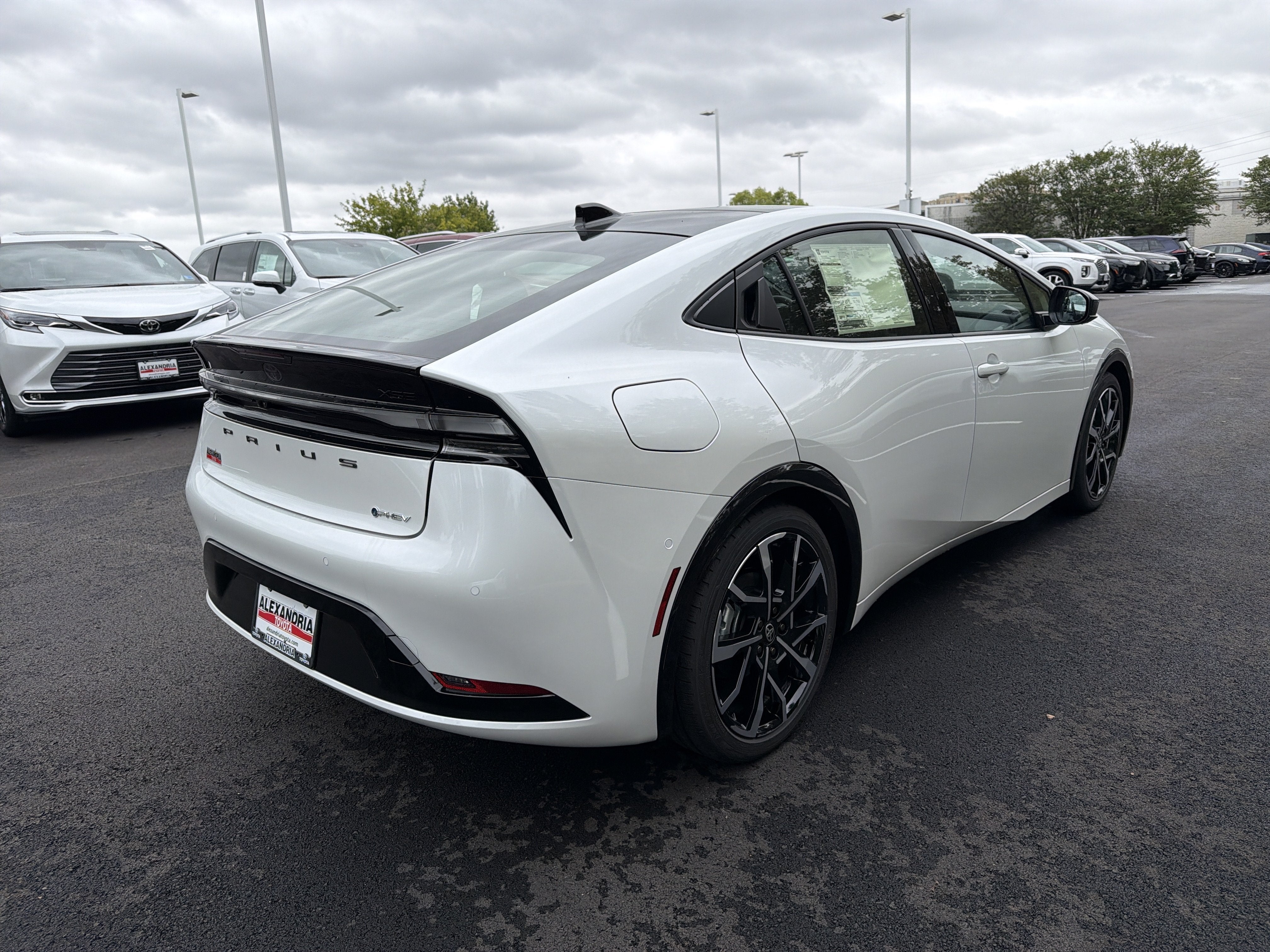 2027 Toyota Prius Plug-in Hybrid XSE Premium