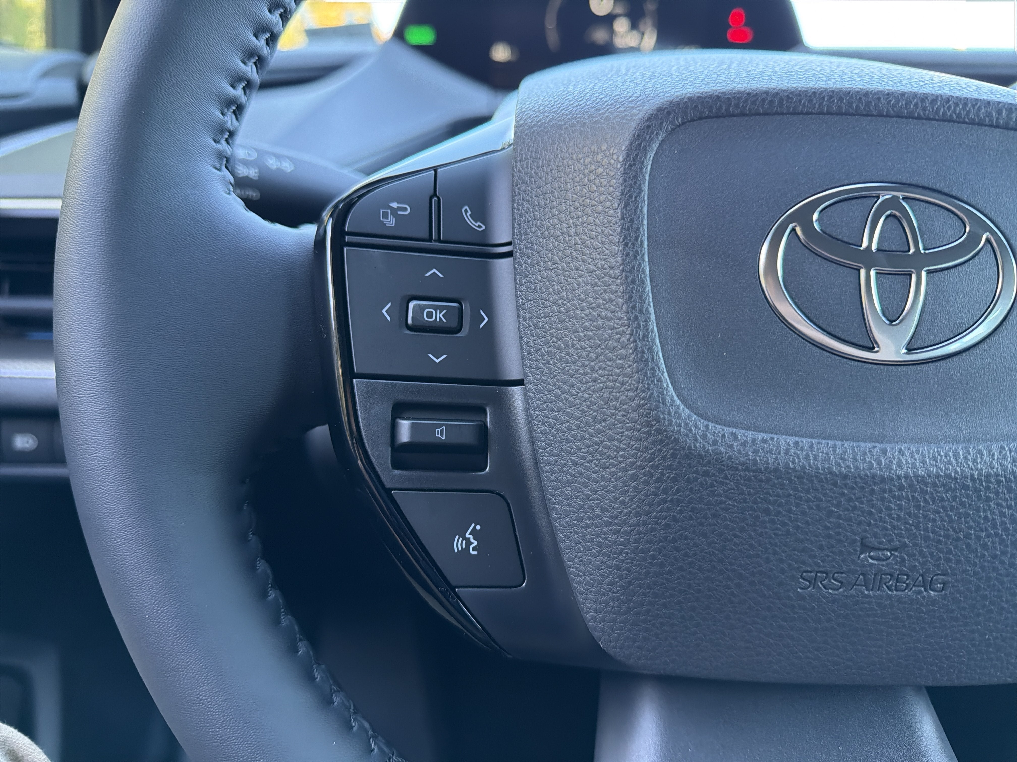 2027 Toyota Prius XLE AWD