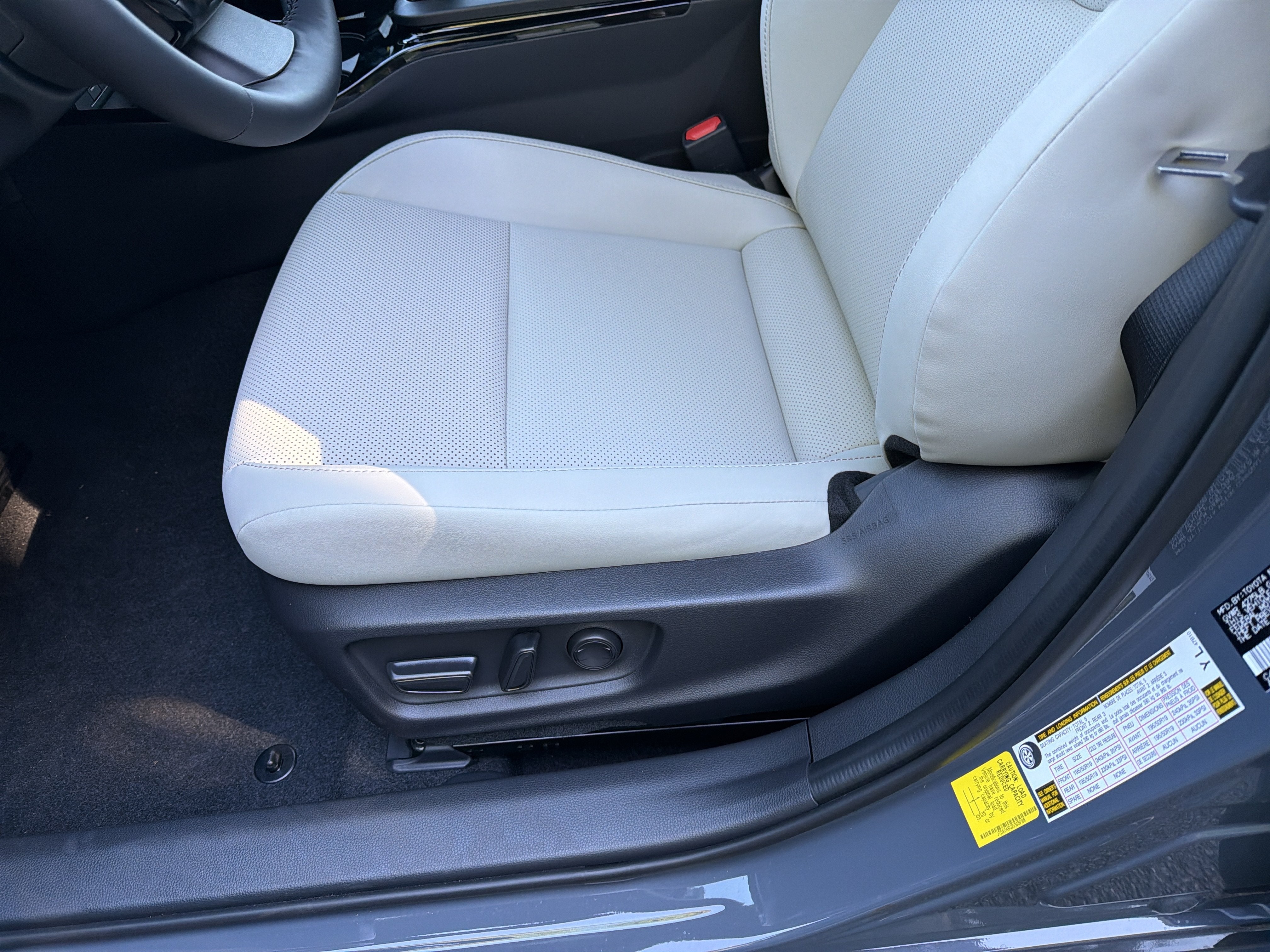 2027 Toyota Prius XLE AWD