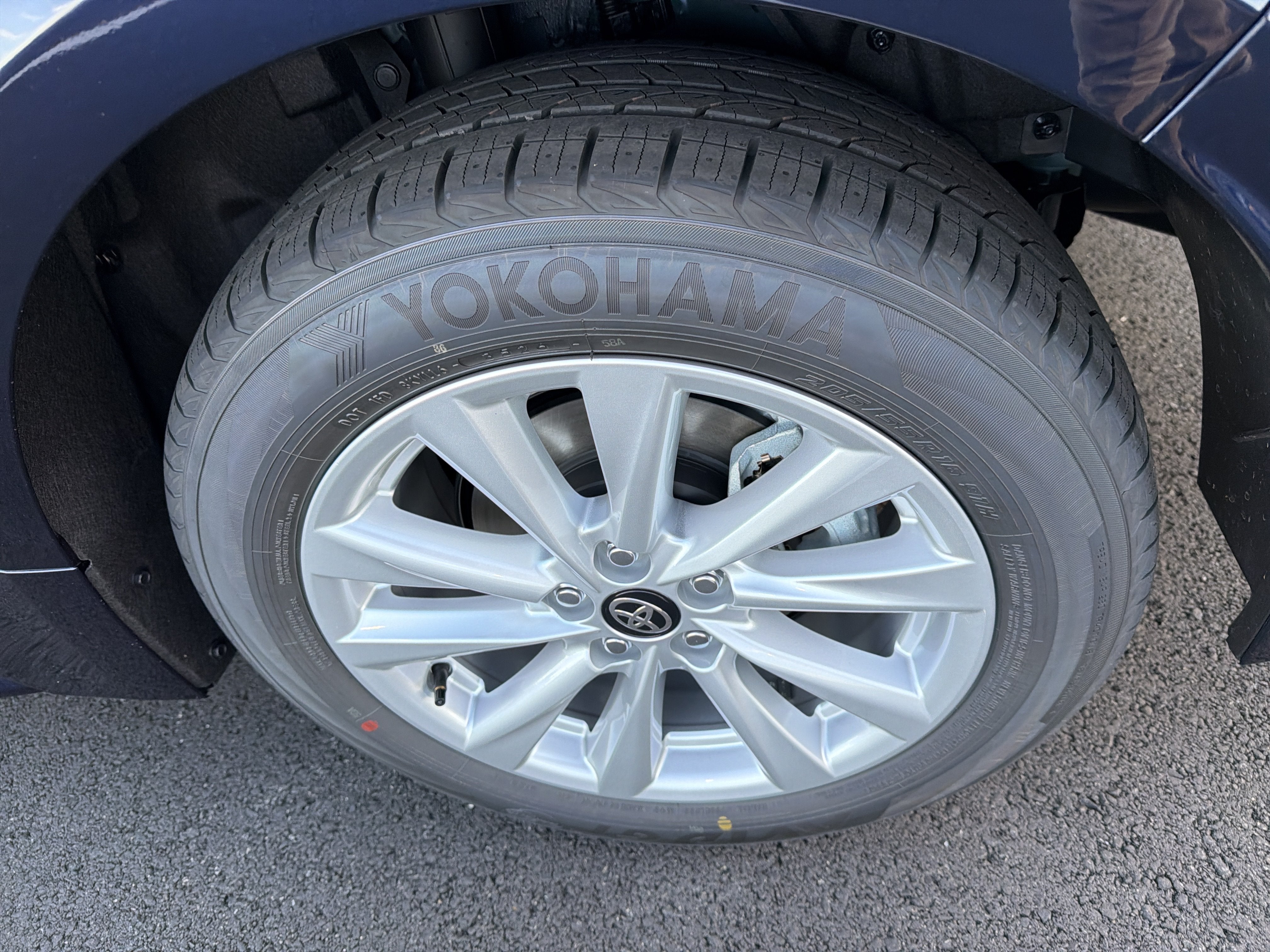 2027 Toyota Corolla Hybrid LE