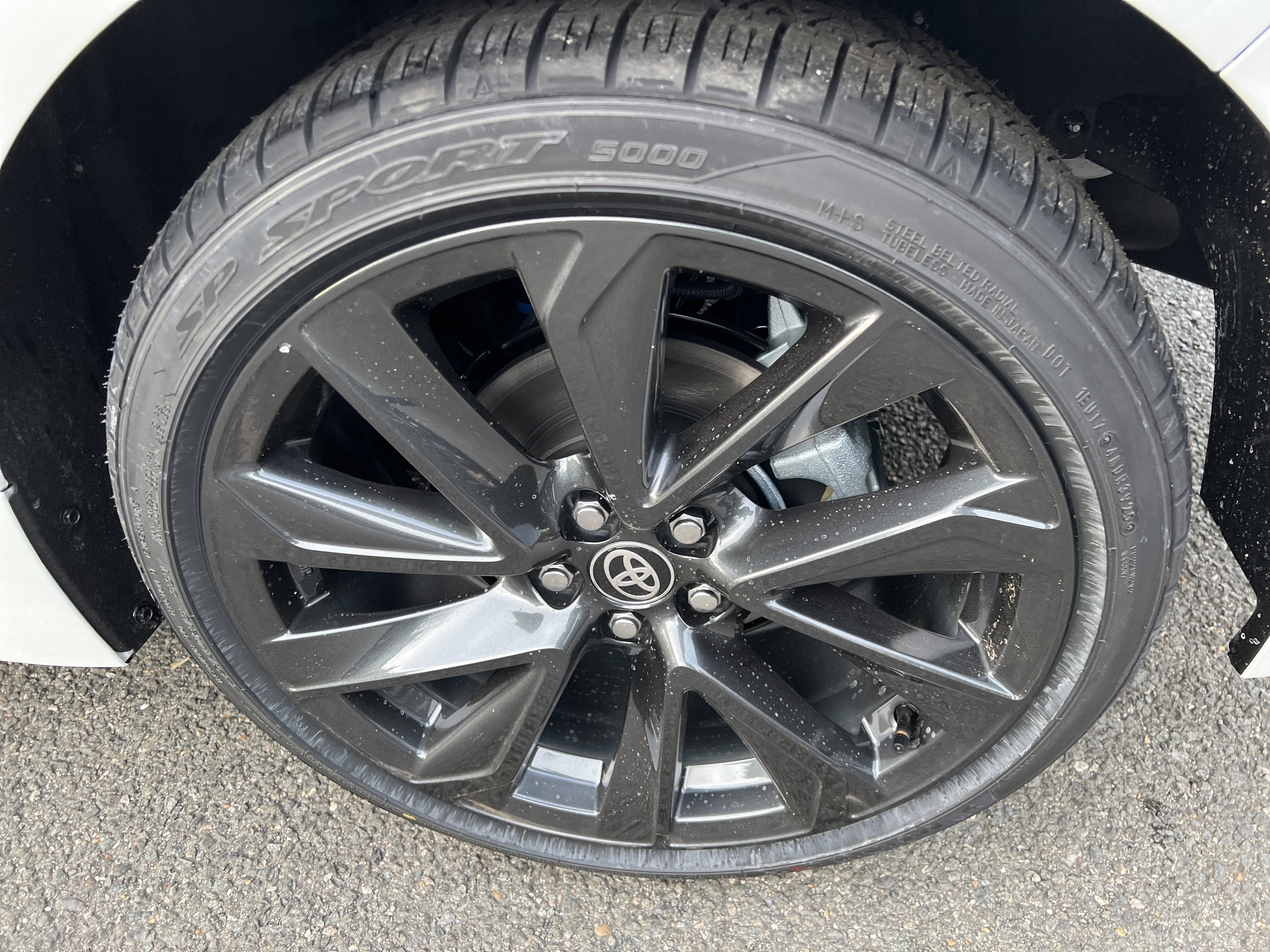 2026 Toyota Corolla Hybrid SE