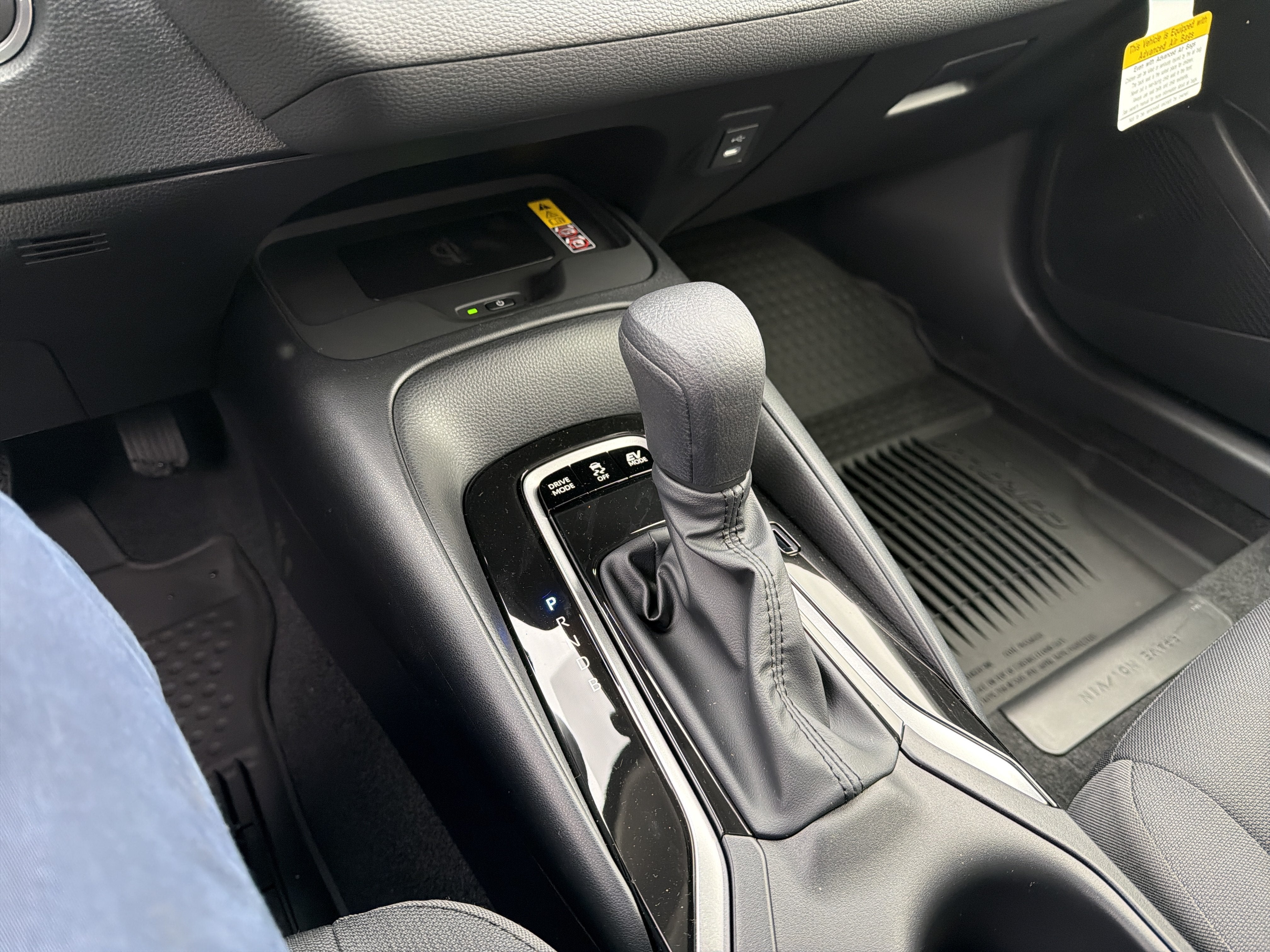 2026 Toyota Corolla Hybrid LE AWD