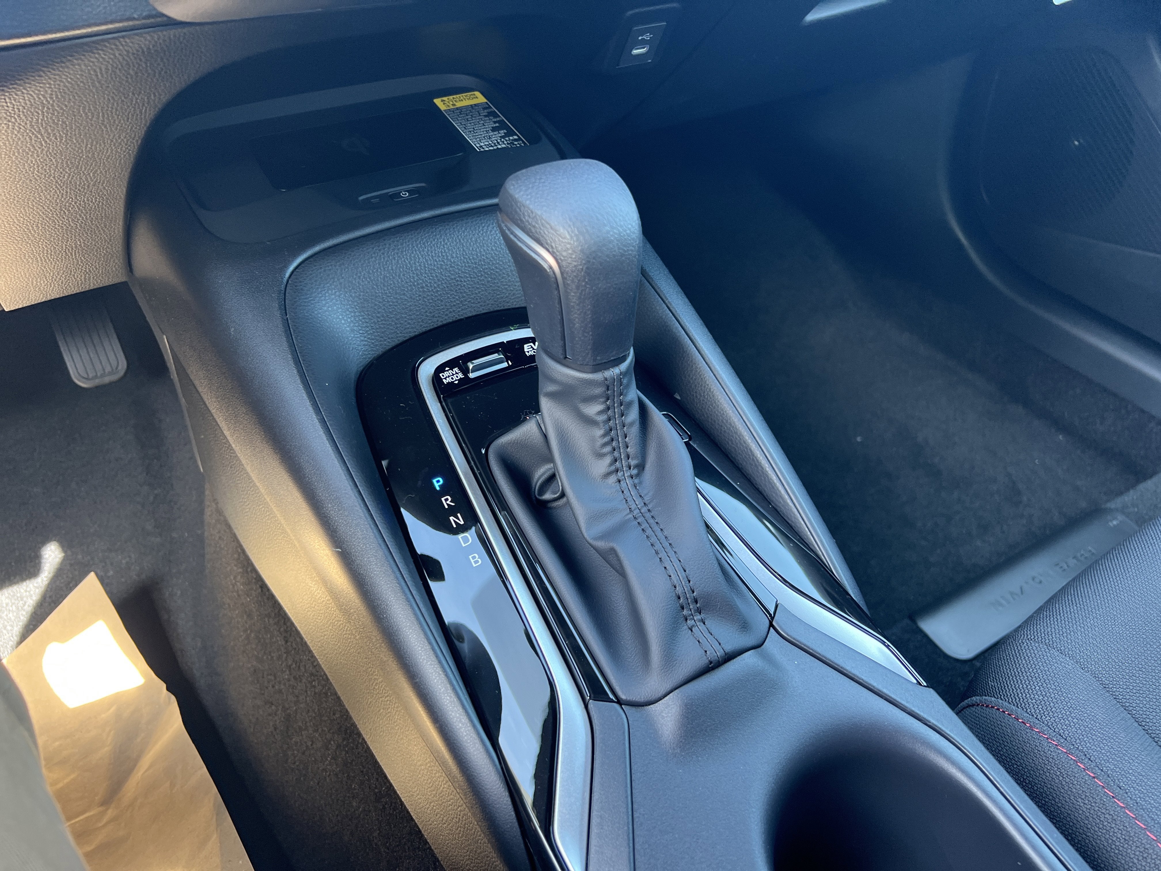 2026 Toyota Corolla Hybrid SE AWD