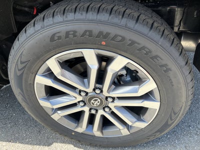 2026 Toyota 4Runner i-FORCE MAX 4Runner Limited