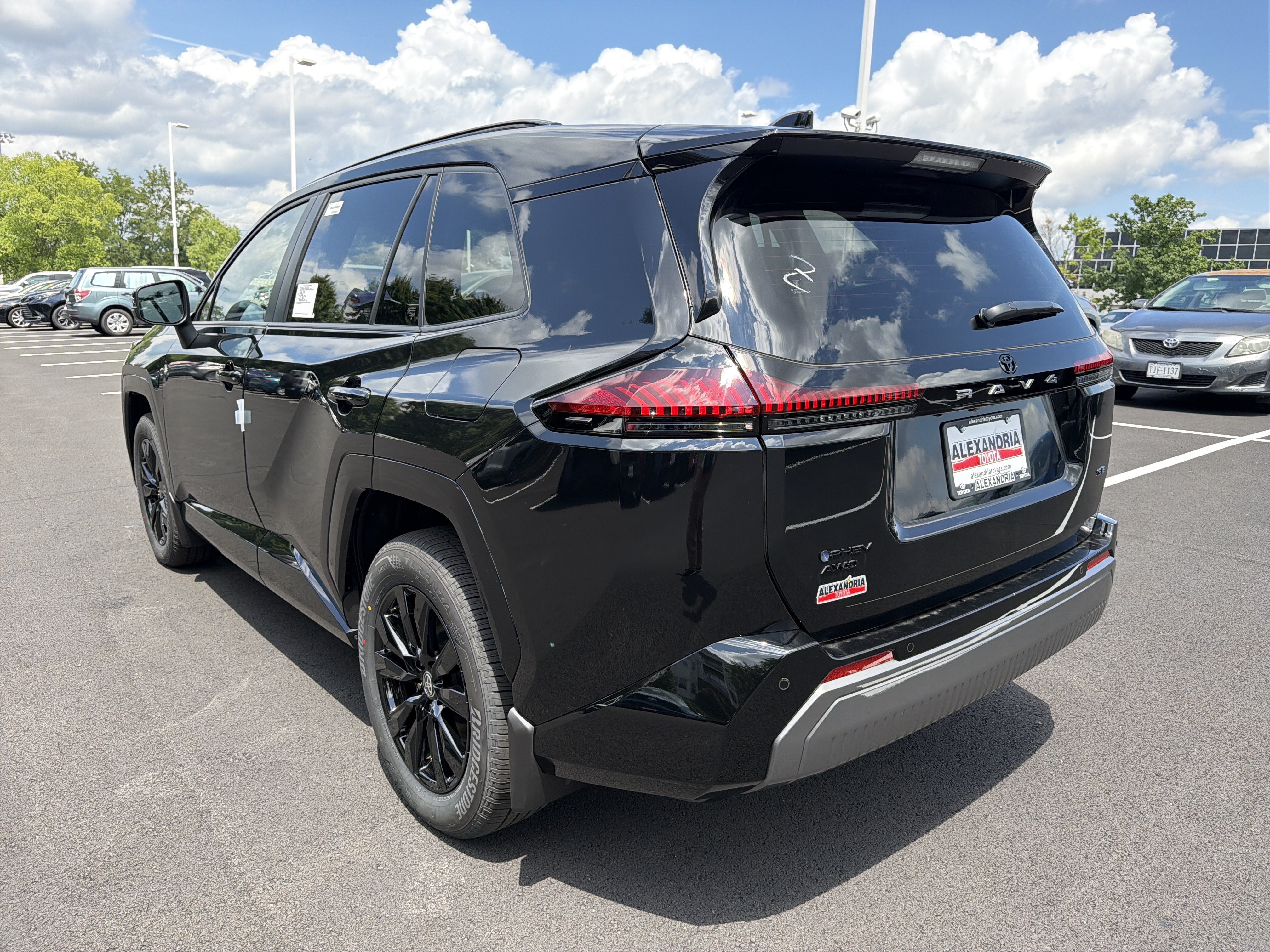 2026 Toyota RAV4 Plug-in Hybrid SE