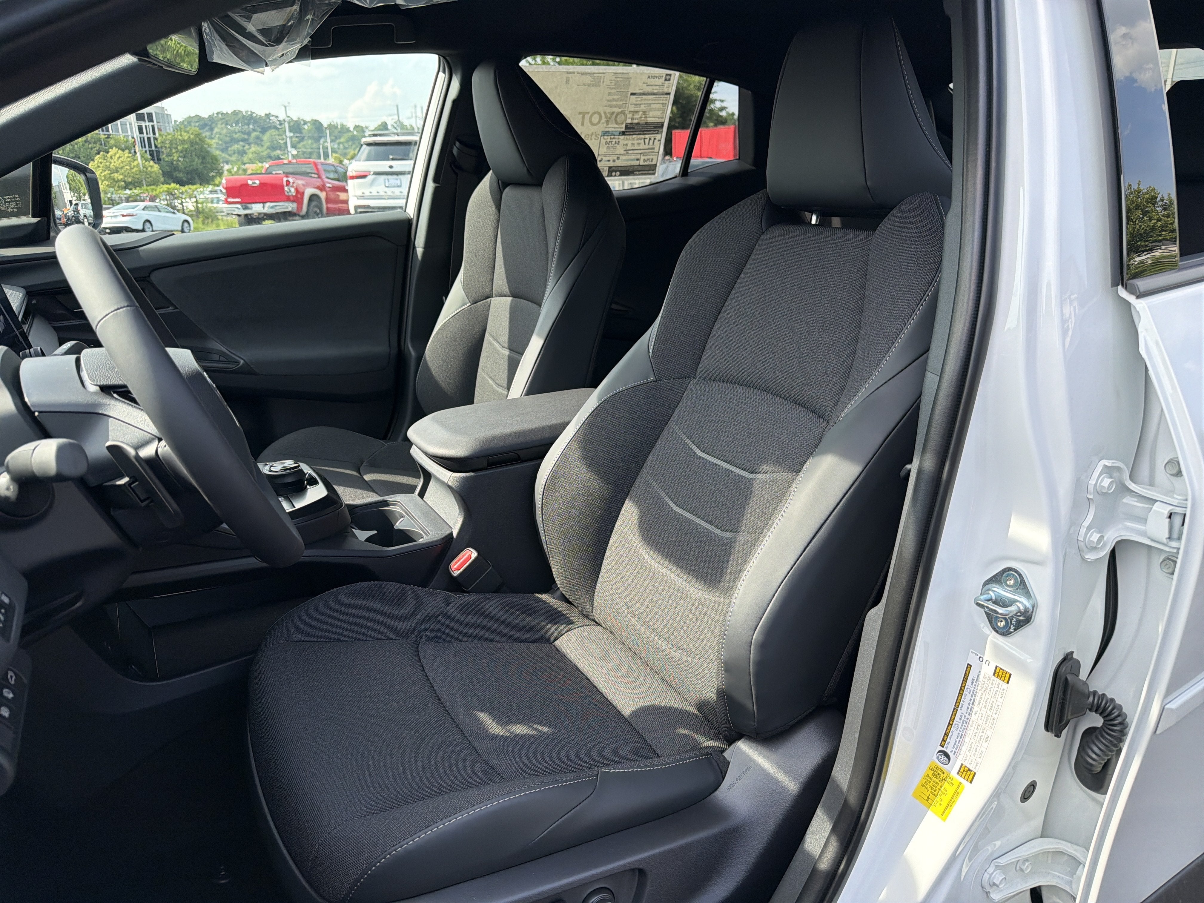 2026 Toyota C-HR SE