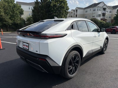 2026 Toyota C-HR SE