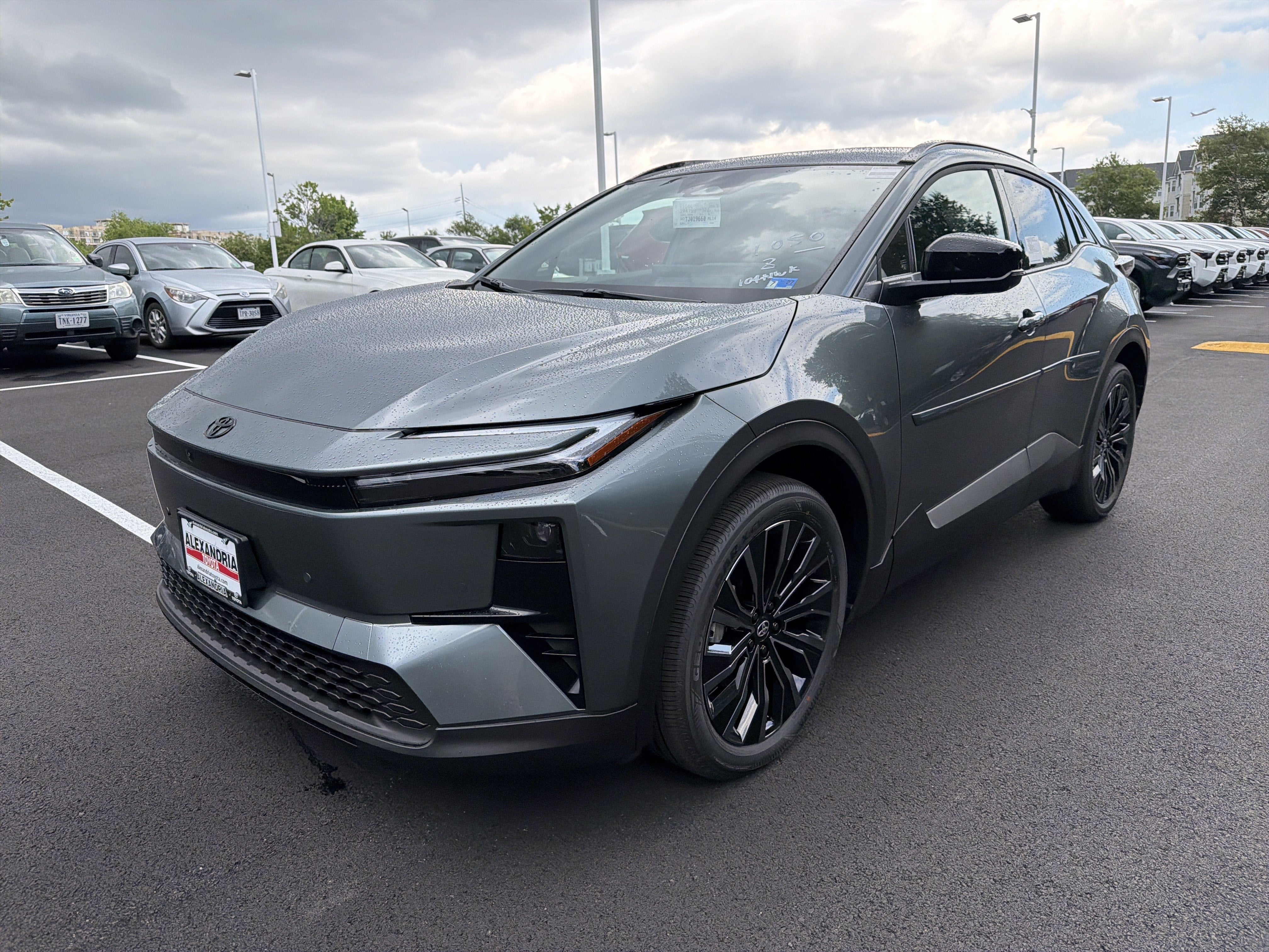 2026 Toyota C-HR XSE
