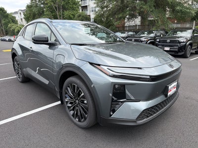 2026 Toyota C-HR XSE
