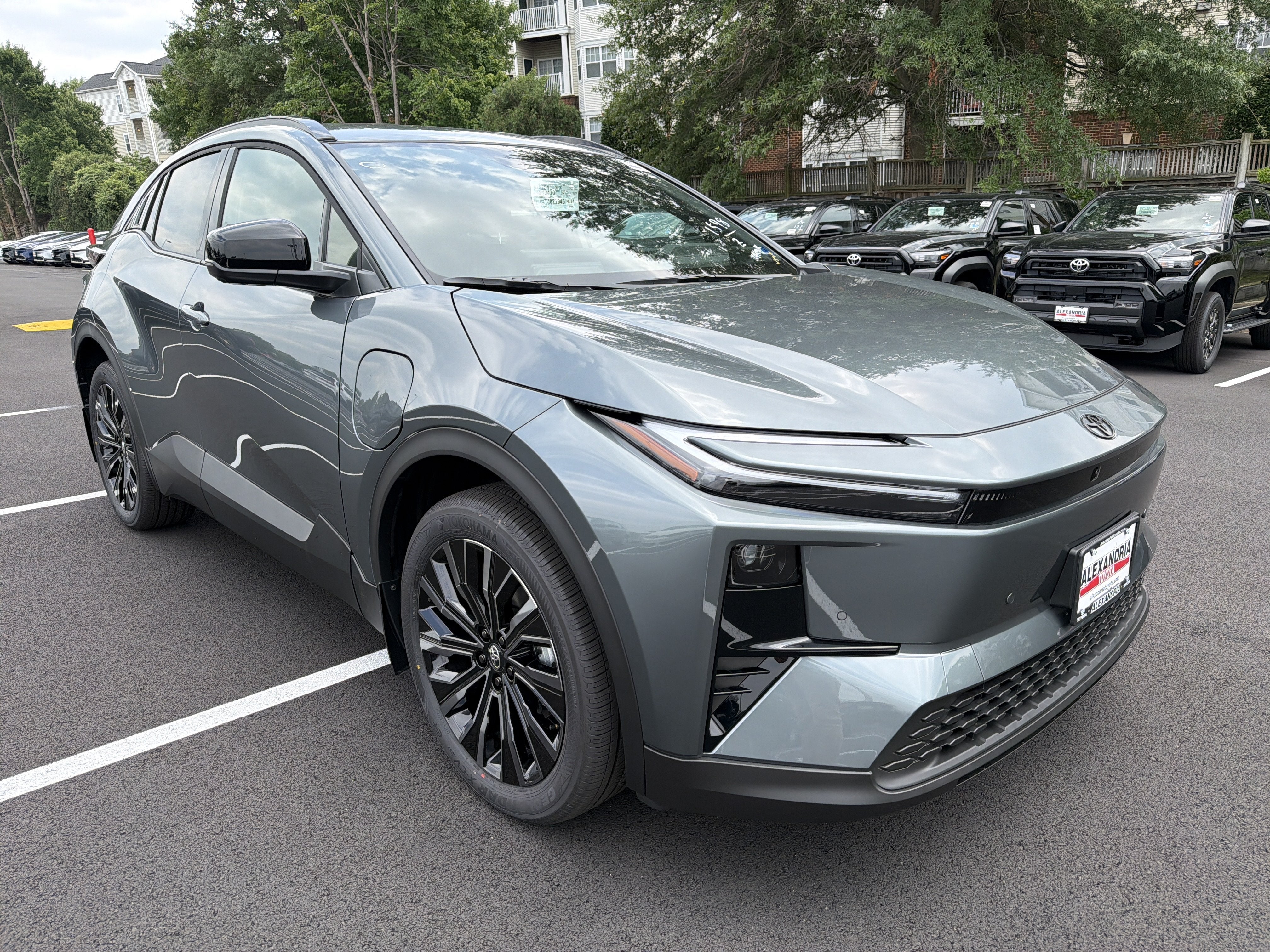 2026 Toyota C-HR XSE