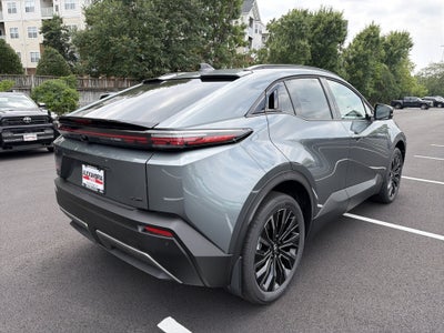 2026 Toyota C-HR XSE