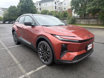 2026 Toyota C-HR XSE