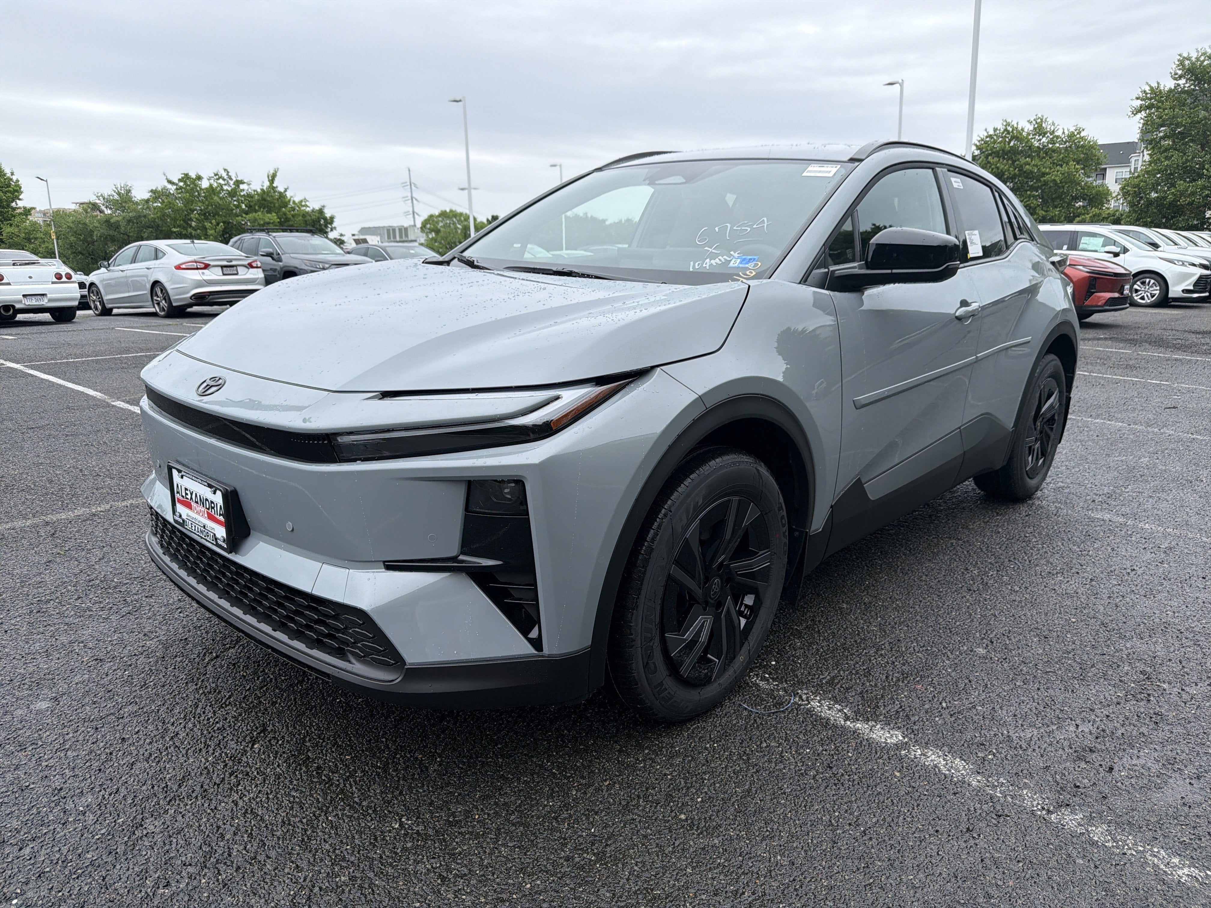 2026 Toyota C-HR SE