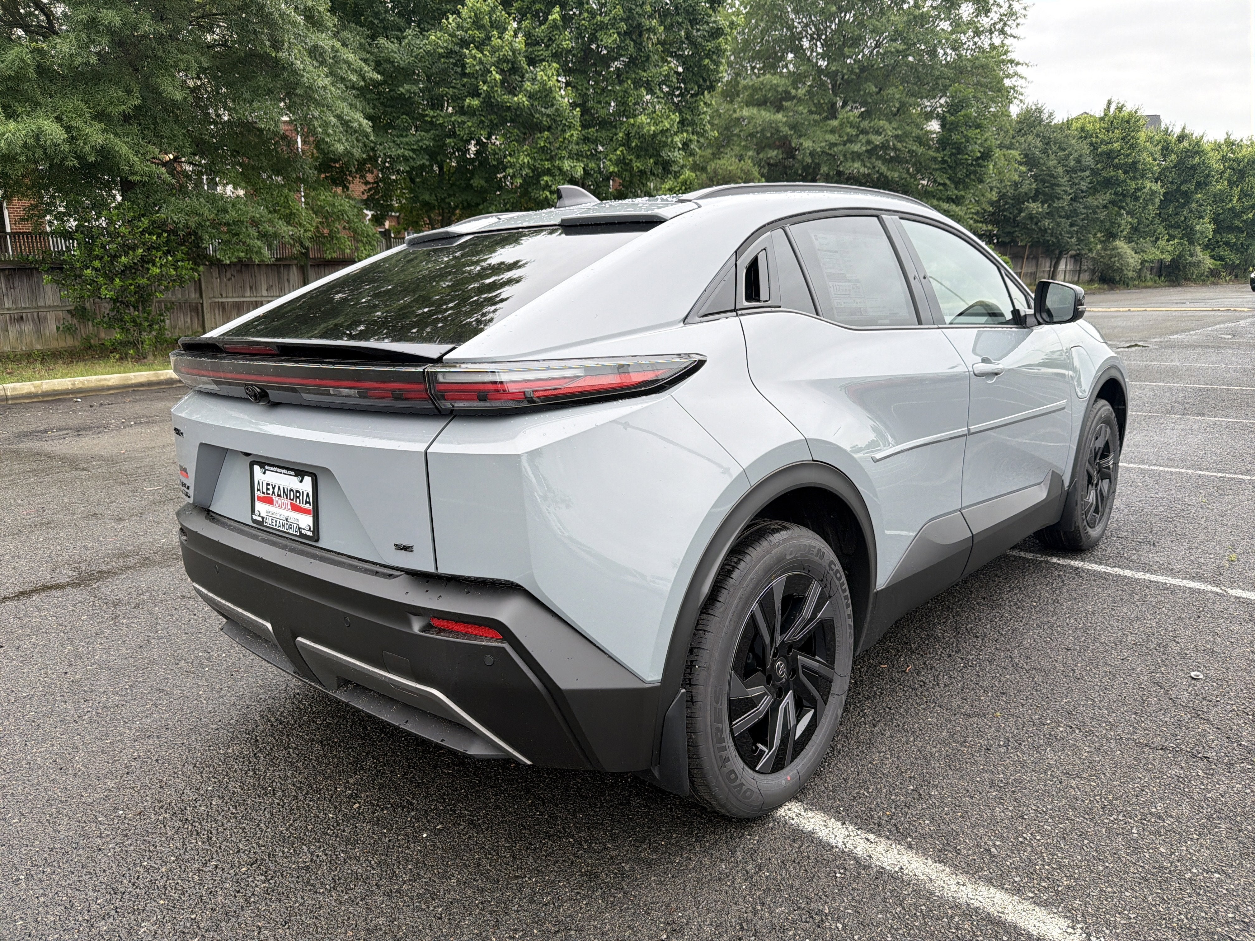 2026 Toyota C-HR SE