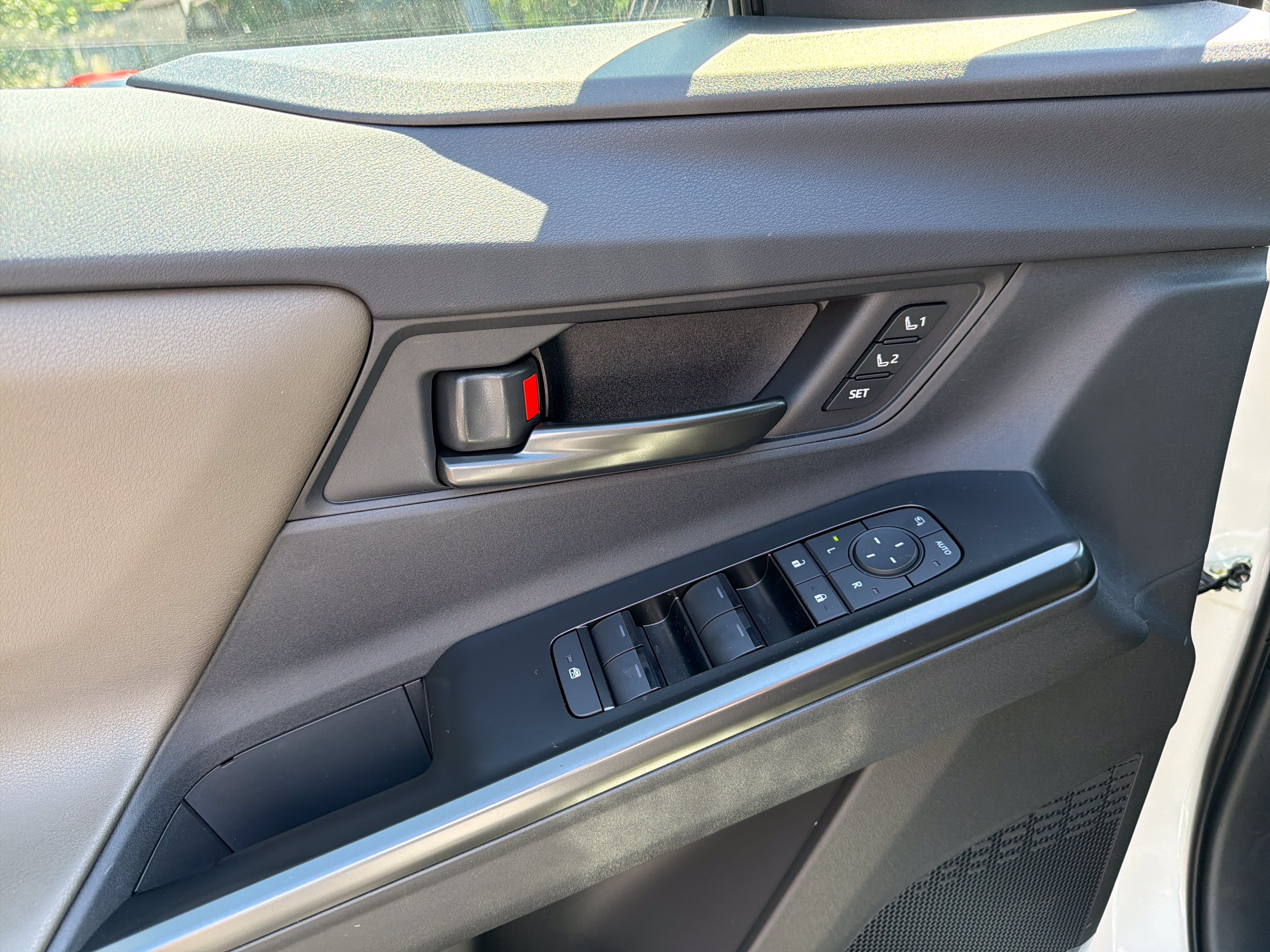 2026 Toyota bZ Woodland Premium