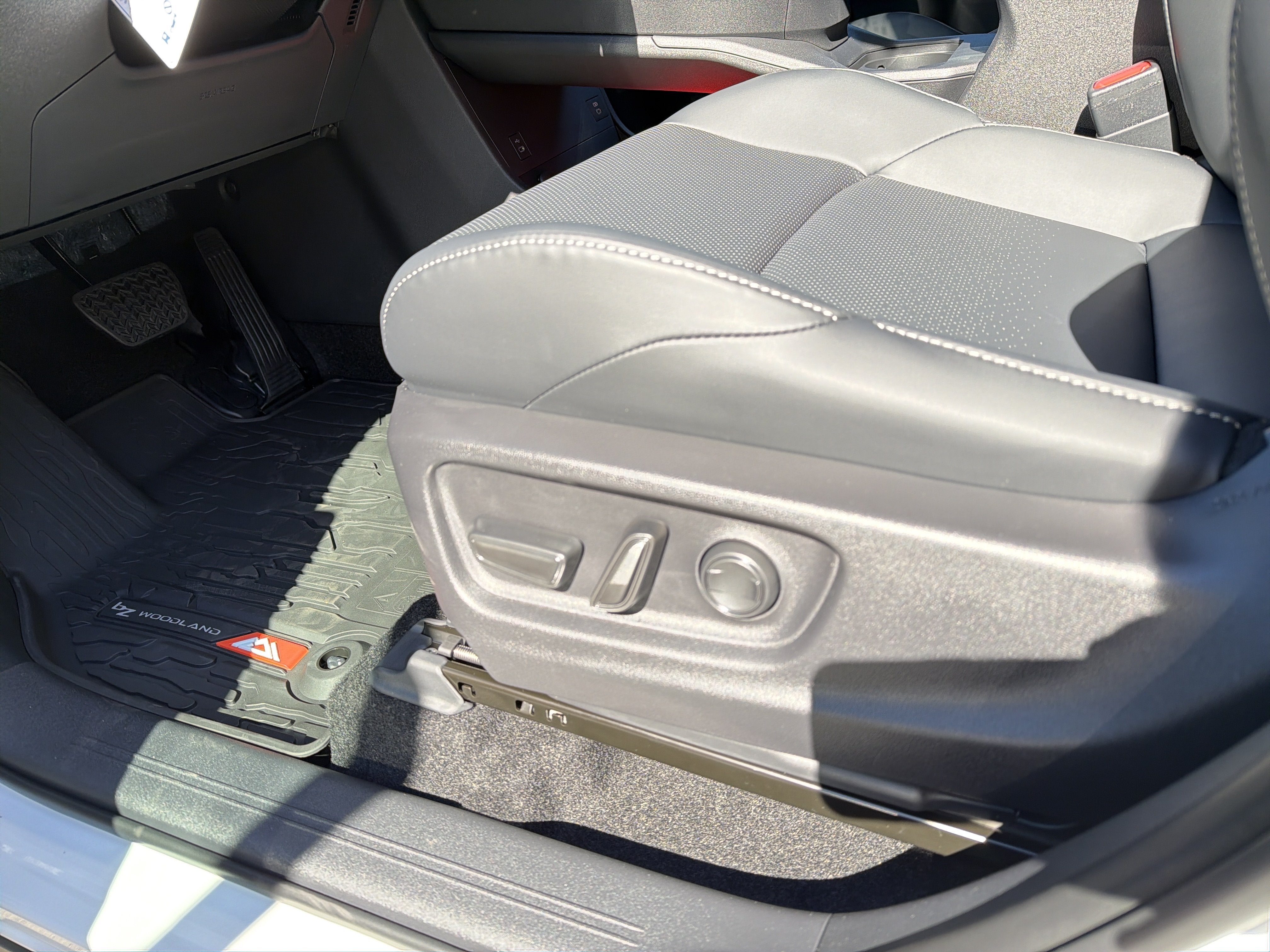 2026 Toyota bZ Woodland Premium