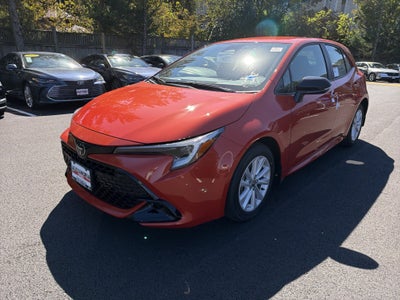 2027 Toyota Corolla Hatchback SE