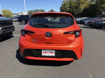 2027 Toyota Corolla Hatchback SE